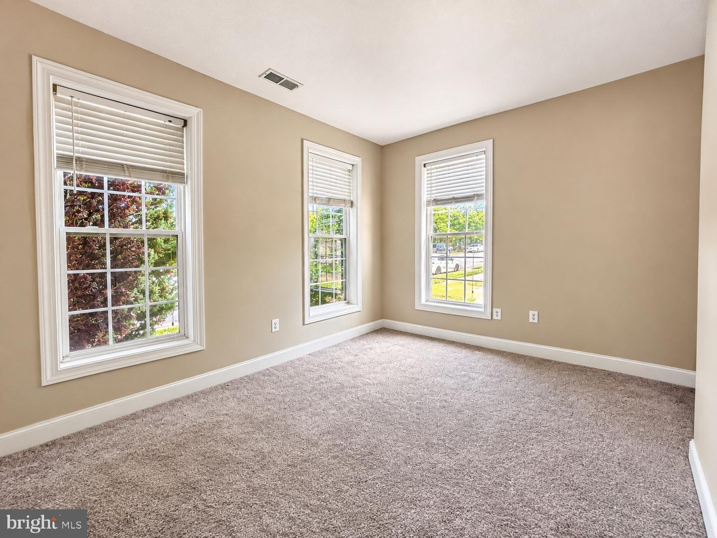 2261 POTOMAC CLUB PARKWAY