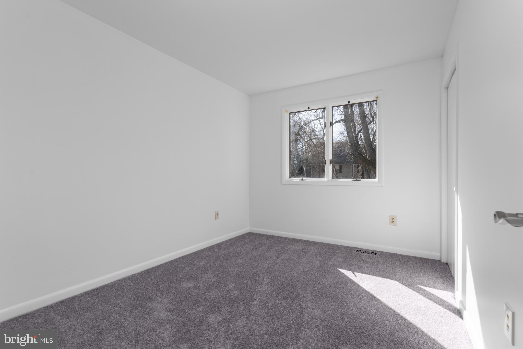 PLEASANT PLAINS - Residential