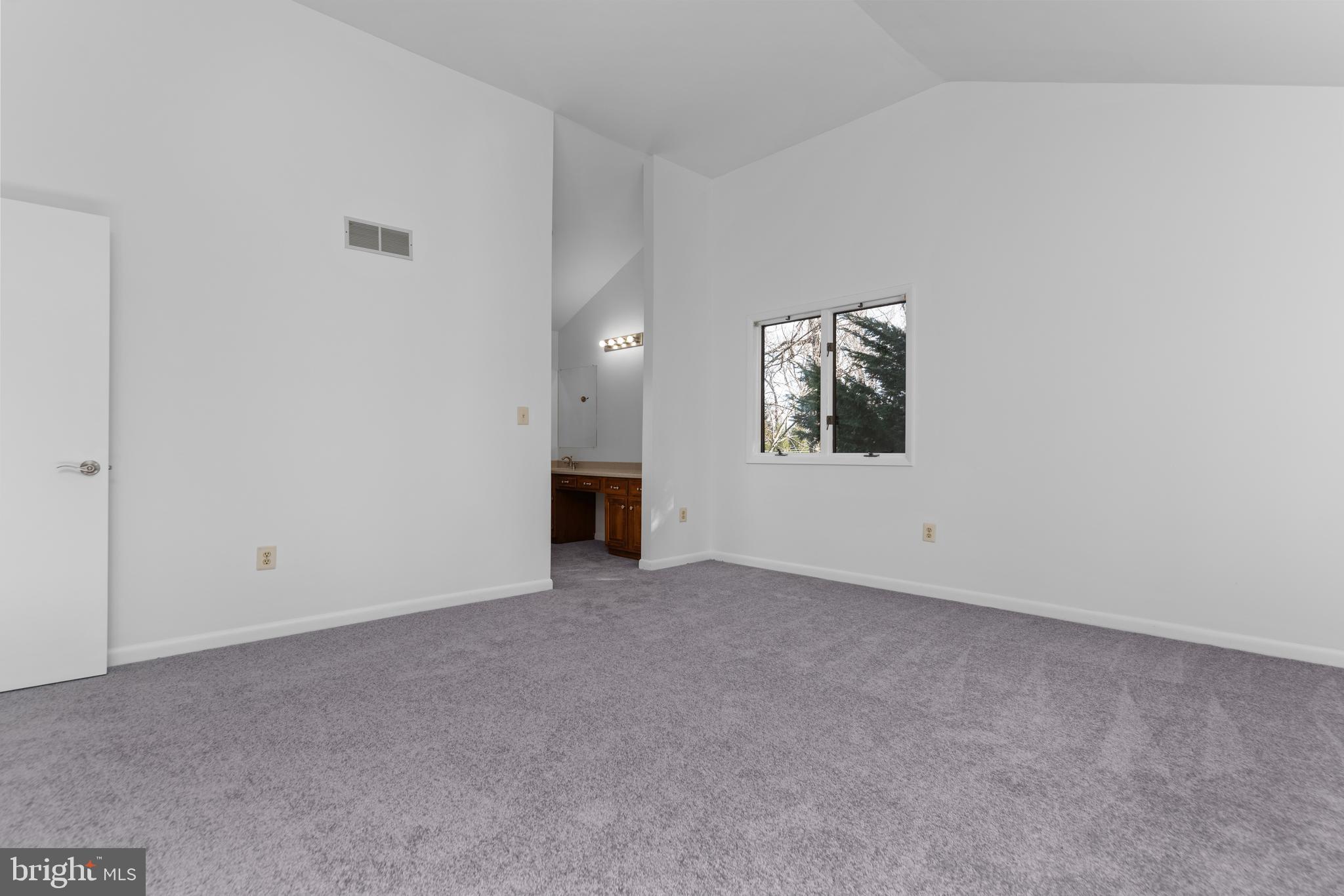 PLEASANT PLAINS - Residential