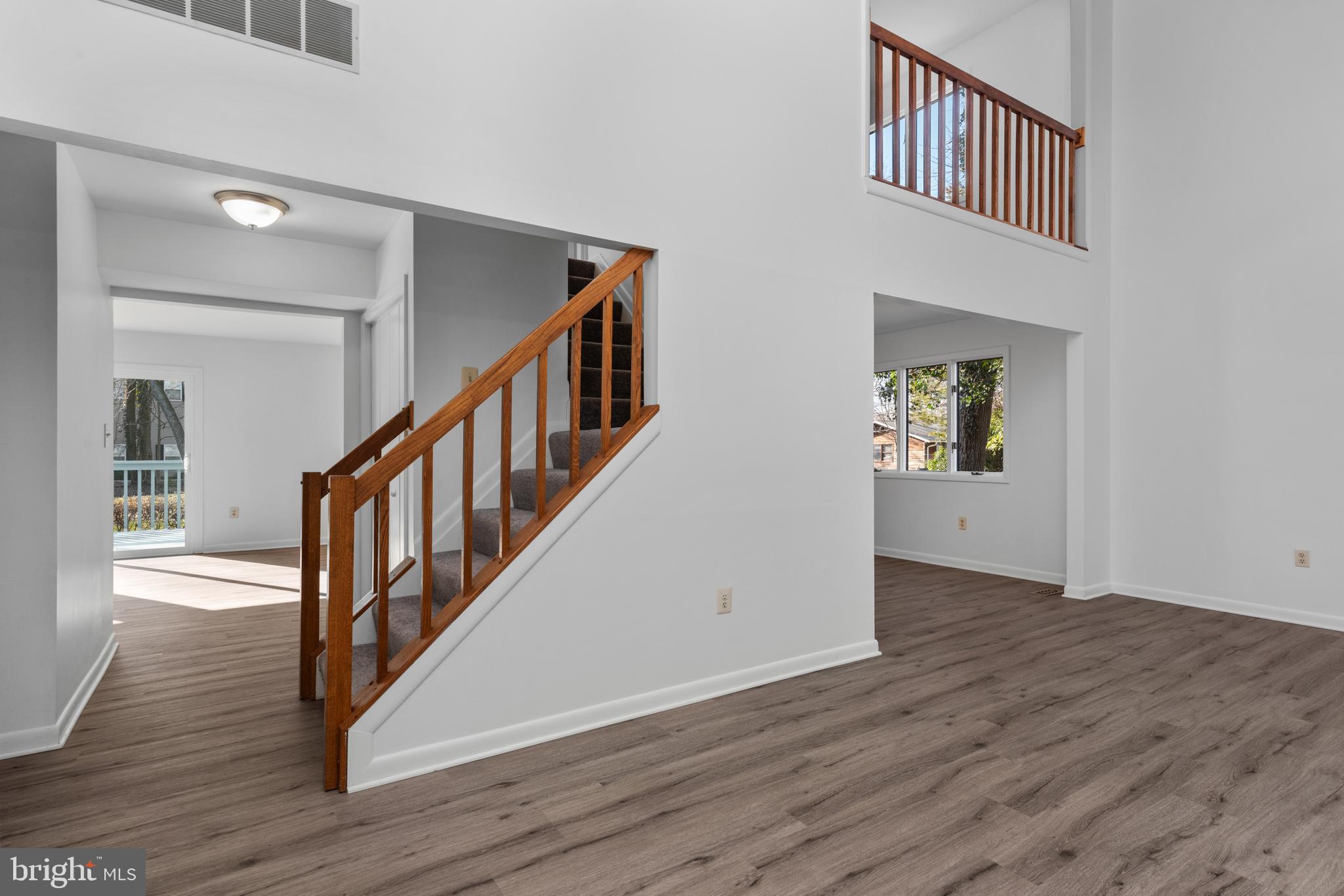 PLEASANT PLAINS - Residential