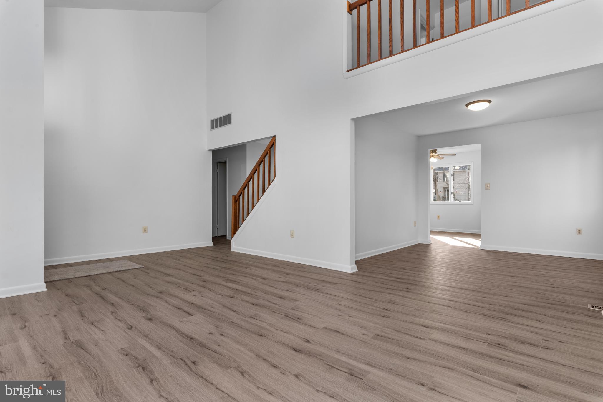 PLEASANT PLAINS - Residential