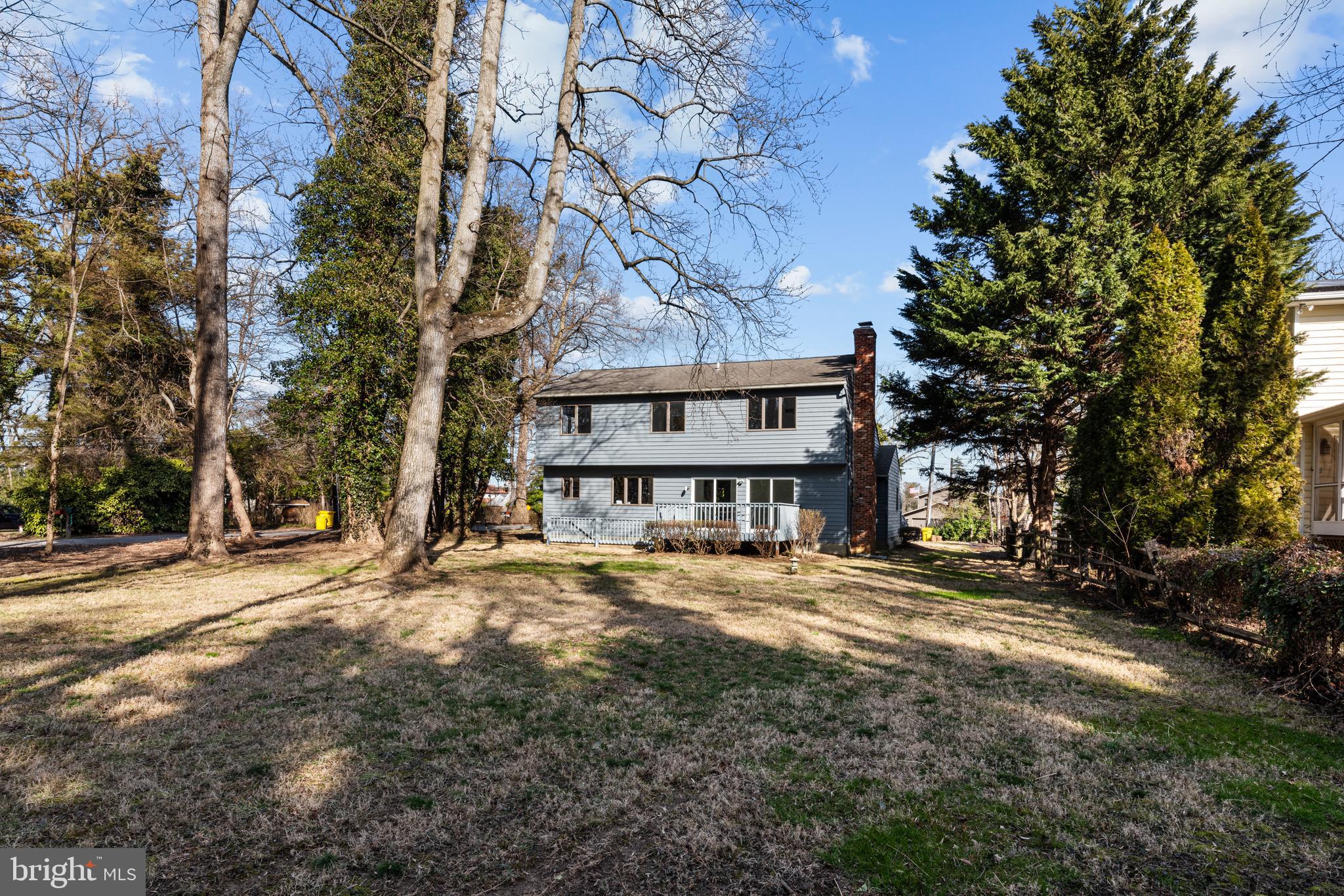 PLEASANT PLAINS - Residential