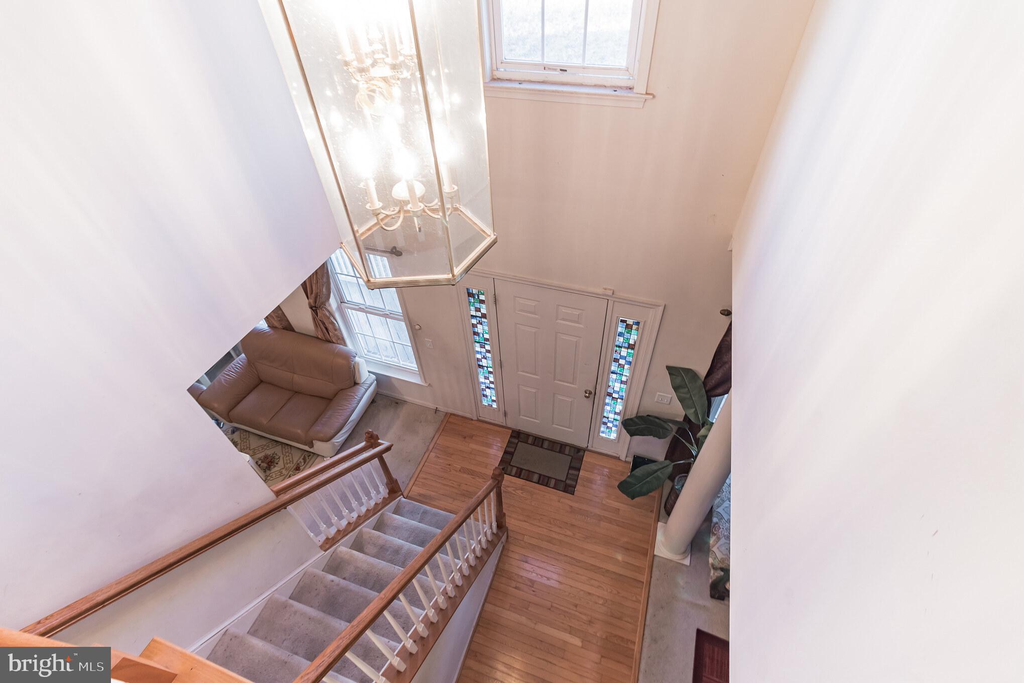 ROYAL HILLS ESTATES - Residential