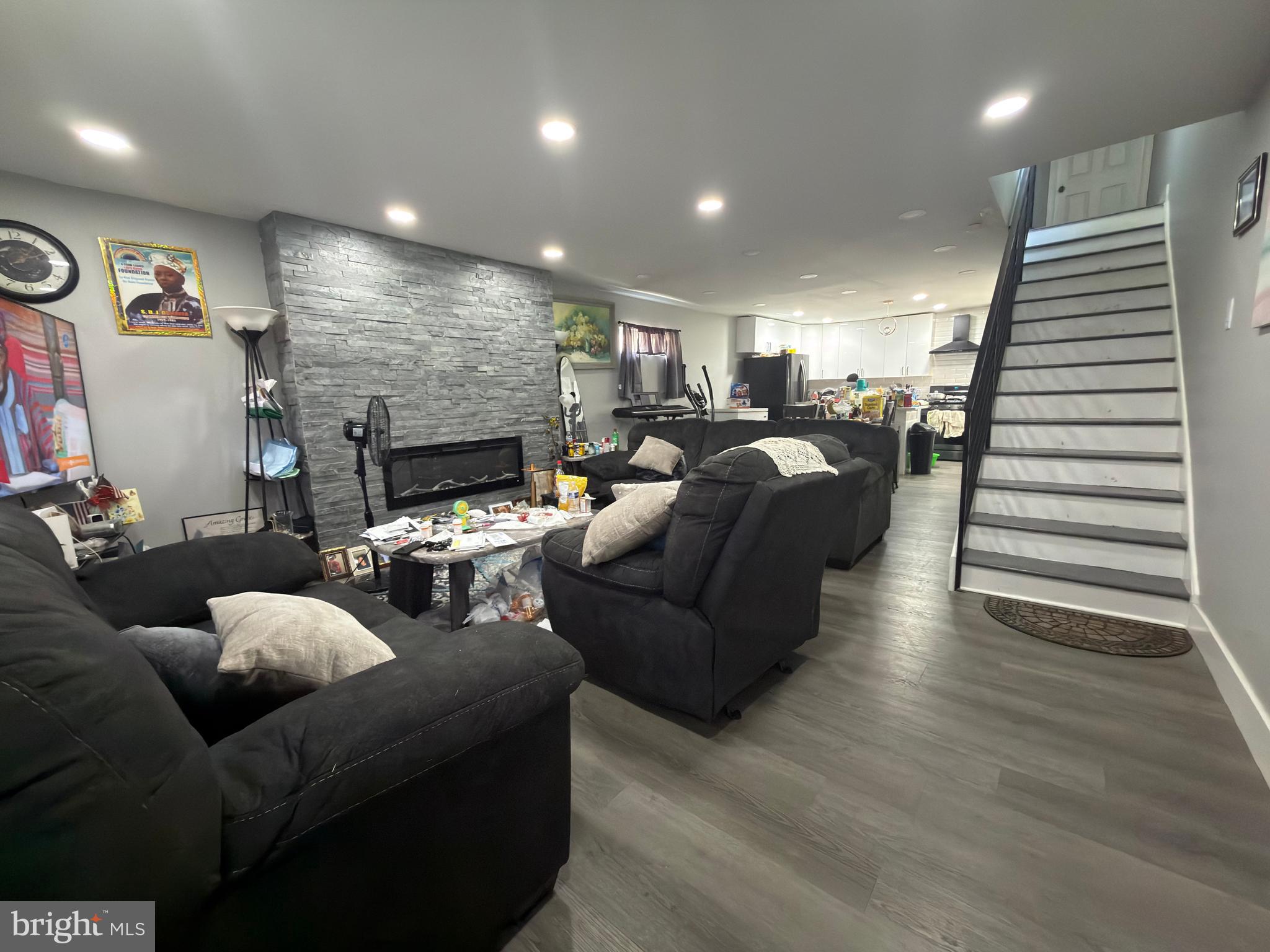 311 N 9TH STREET