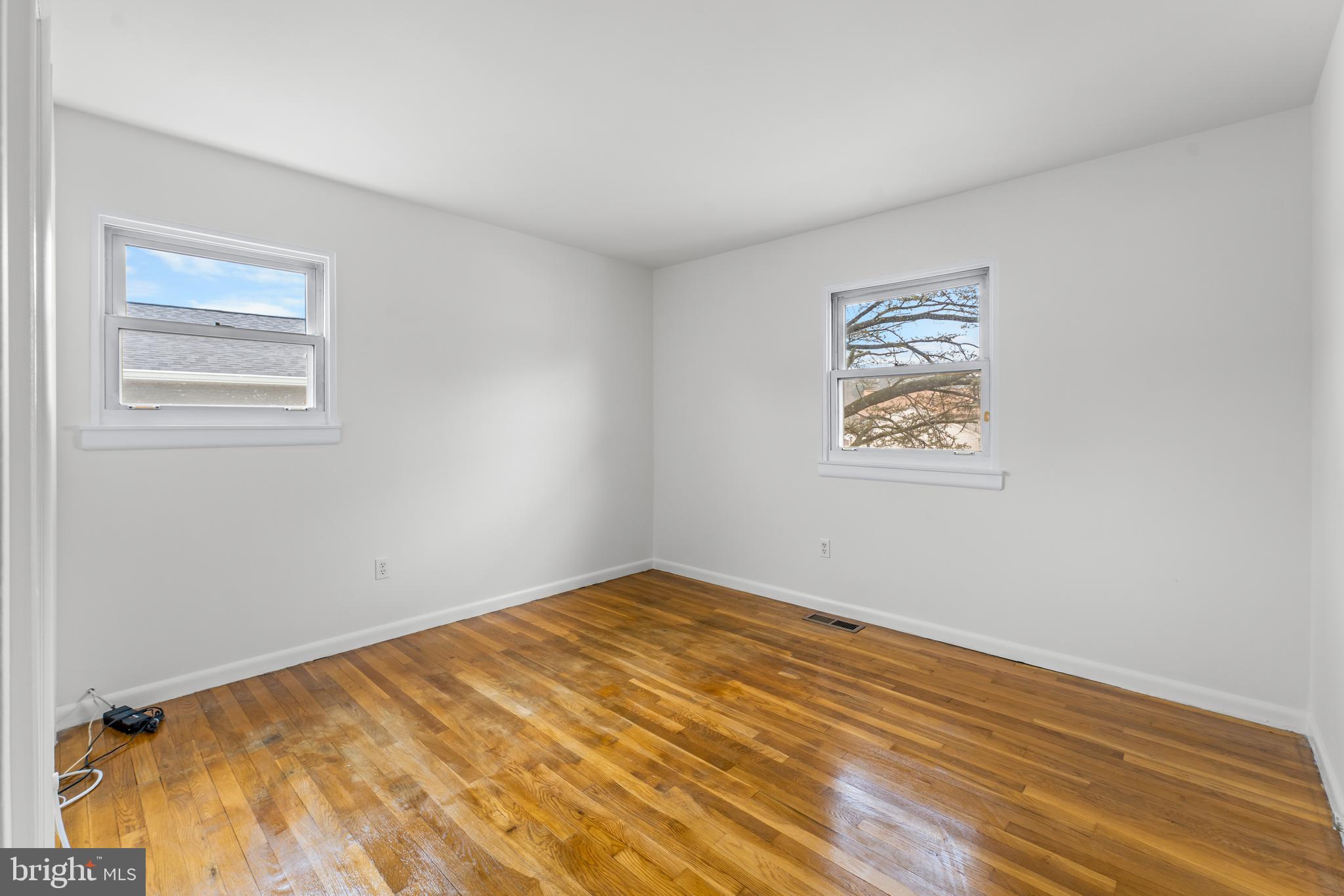 DRESDEN GREEN - Residential