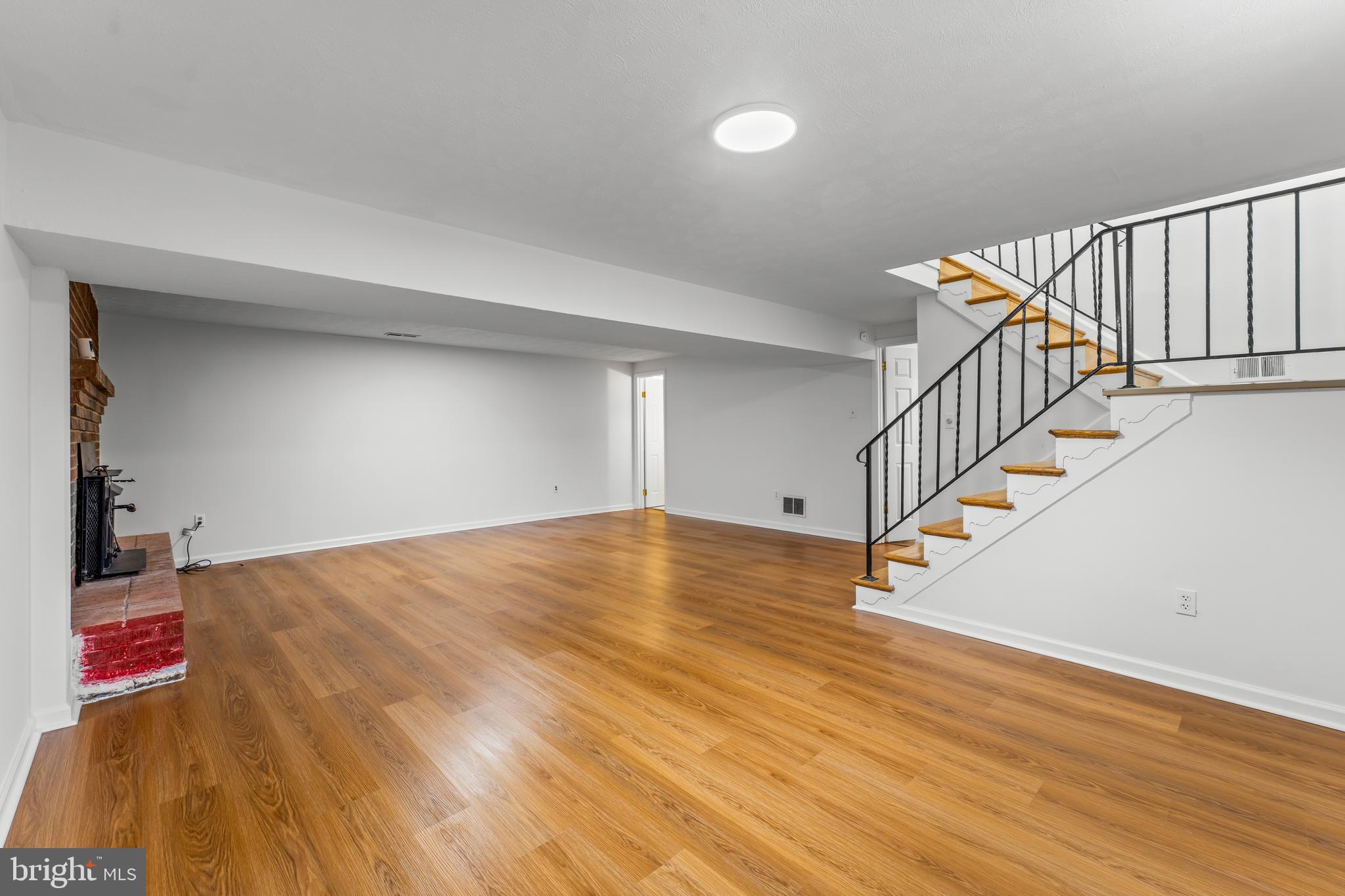 DRESDEN GREEN - Residential