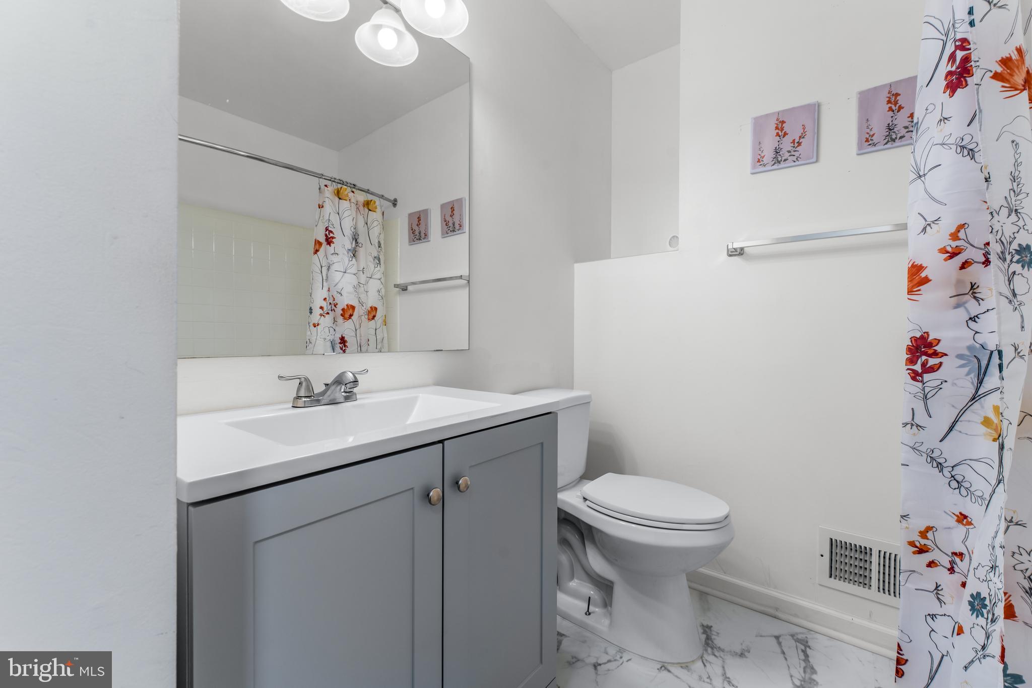 DRESDEN GREEN - Residential