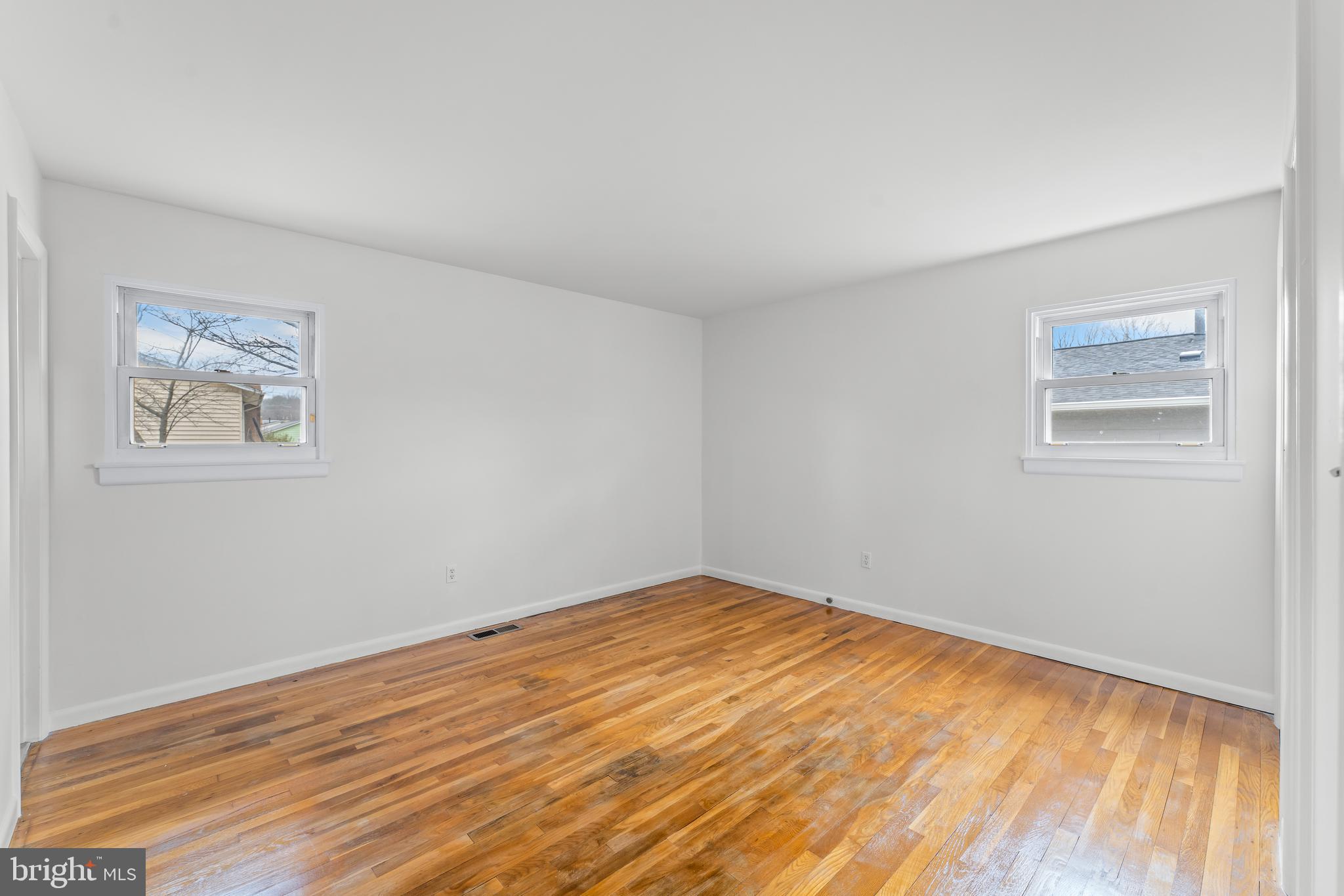 DRESDEN GREEN - Residential