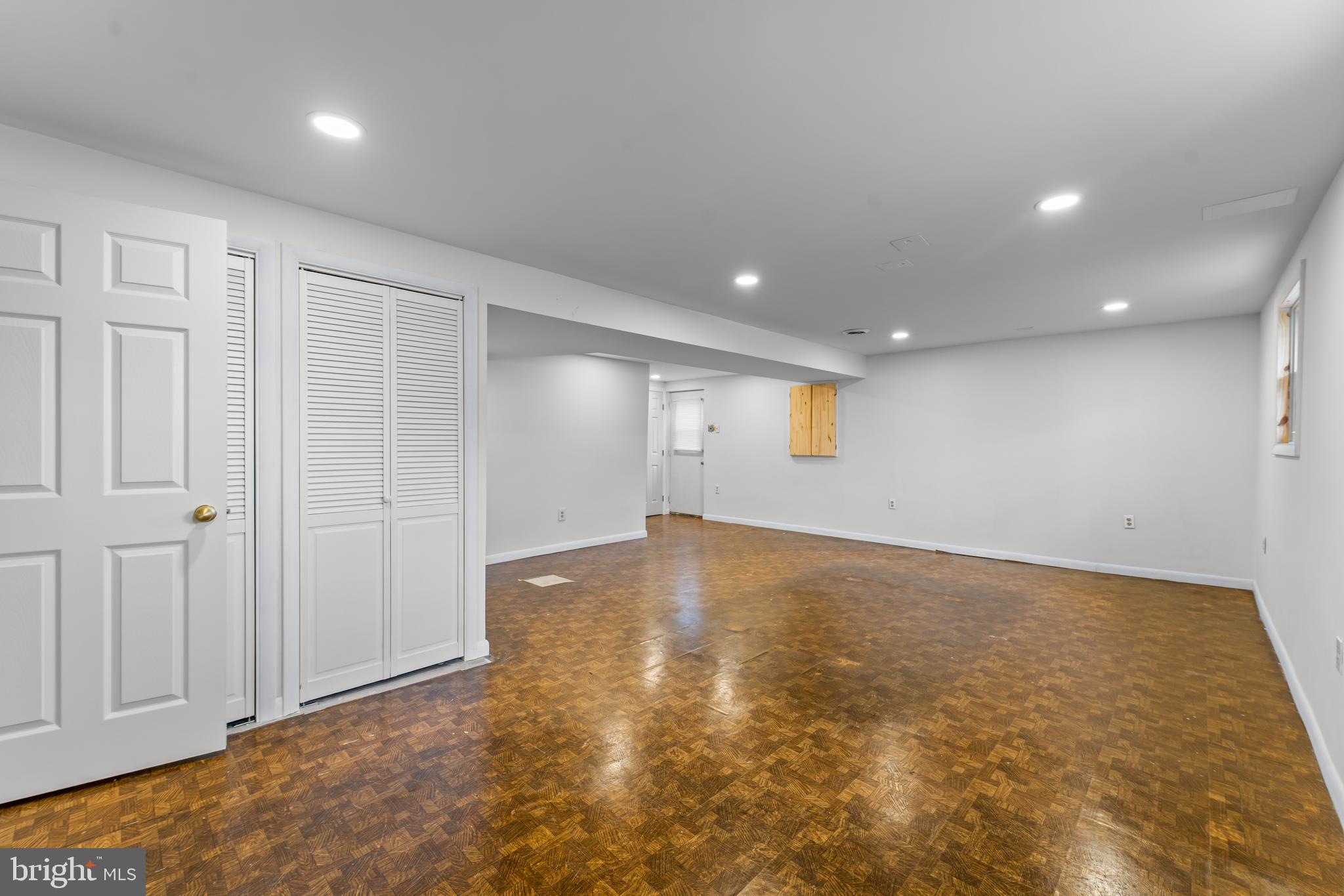 DRESDEN GREEN - Residential