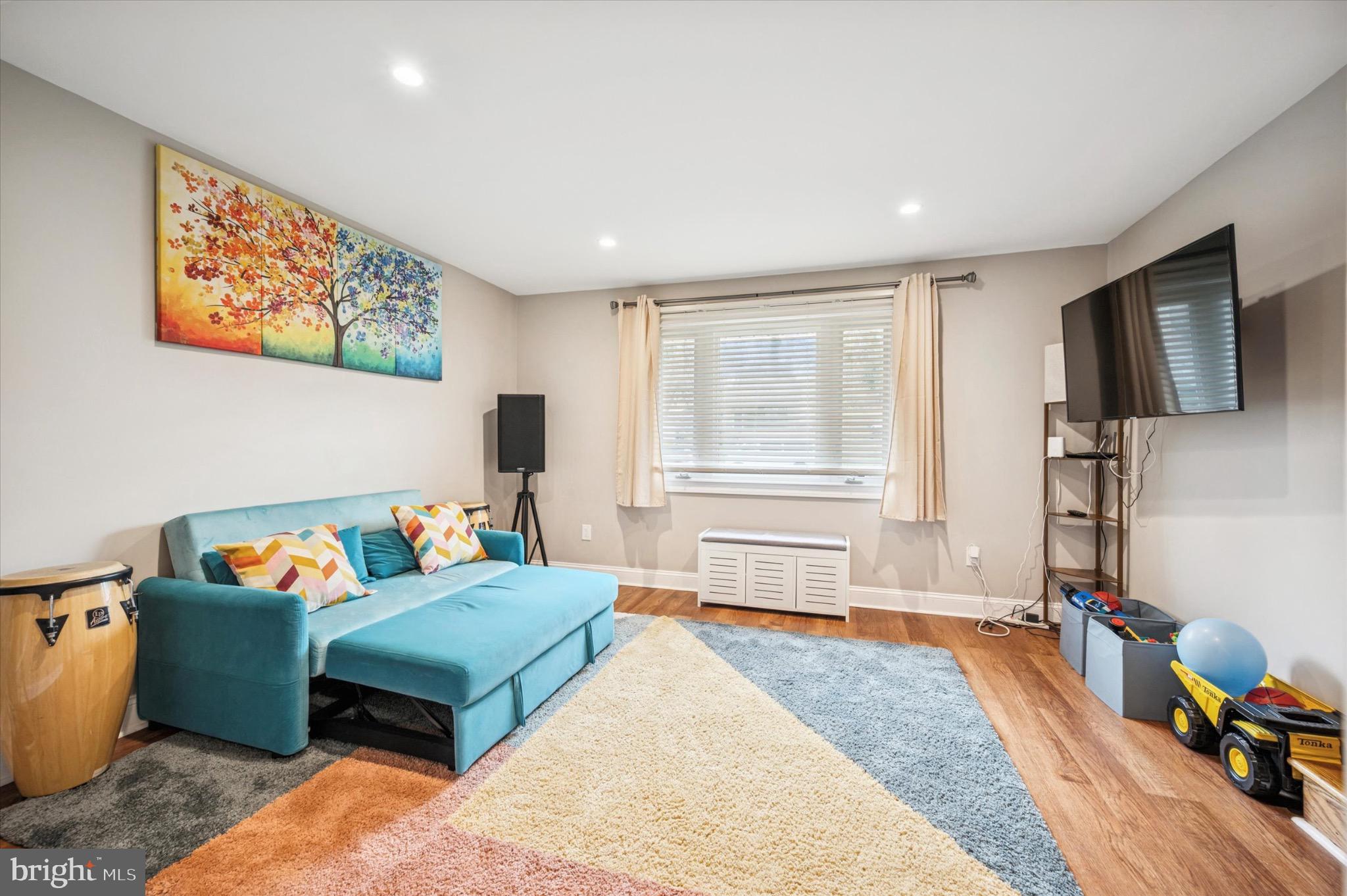 ELKINS PARK - Residential