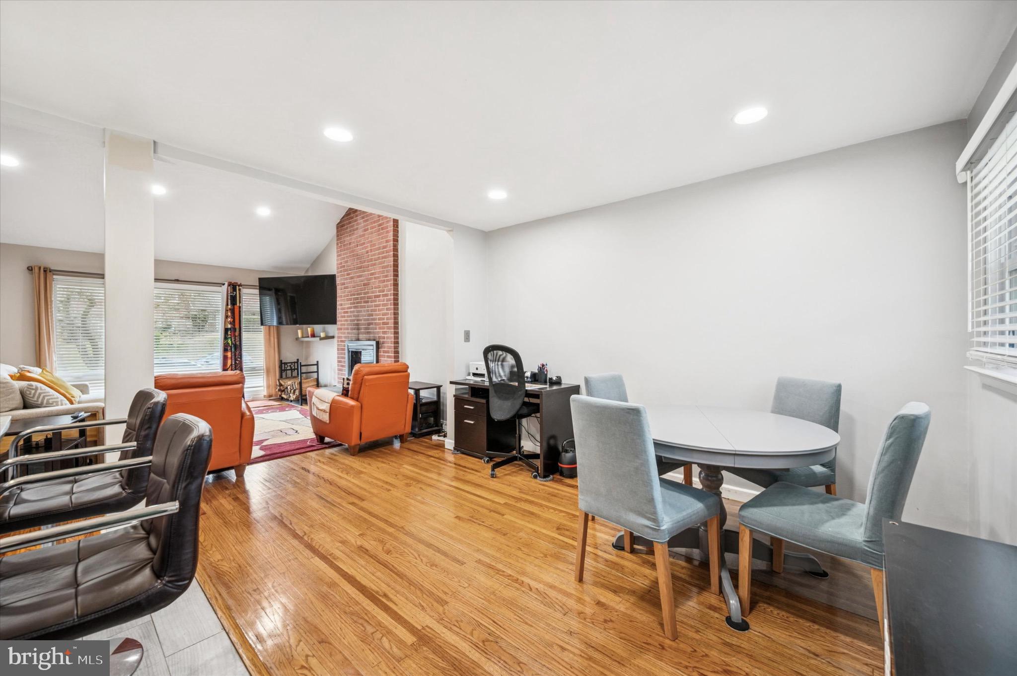 ELKINS PARK - Residential