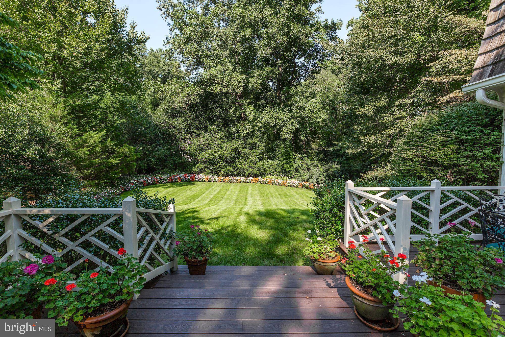 RIVER FALLS - Residential