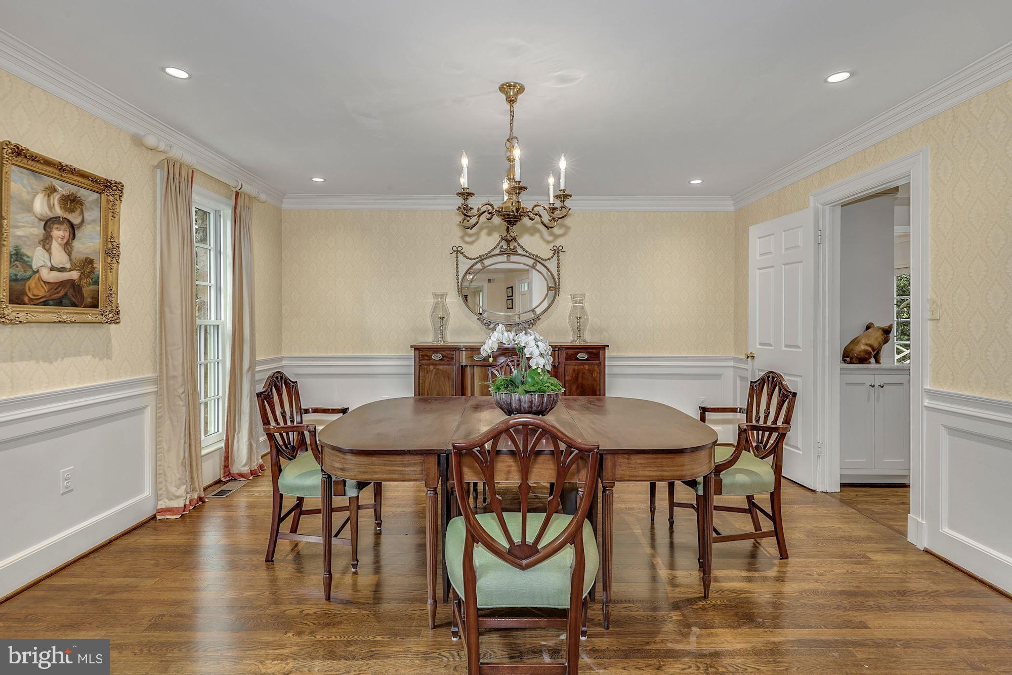 RIVER FALLS - Residential