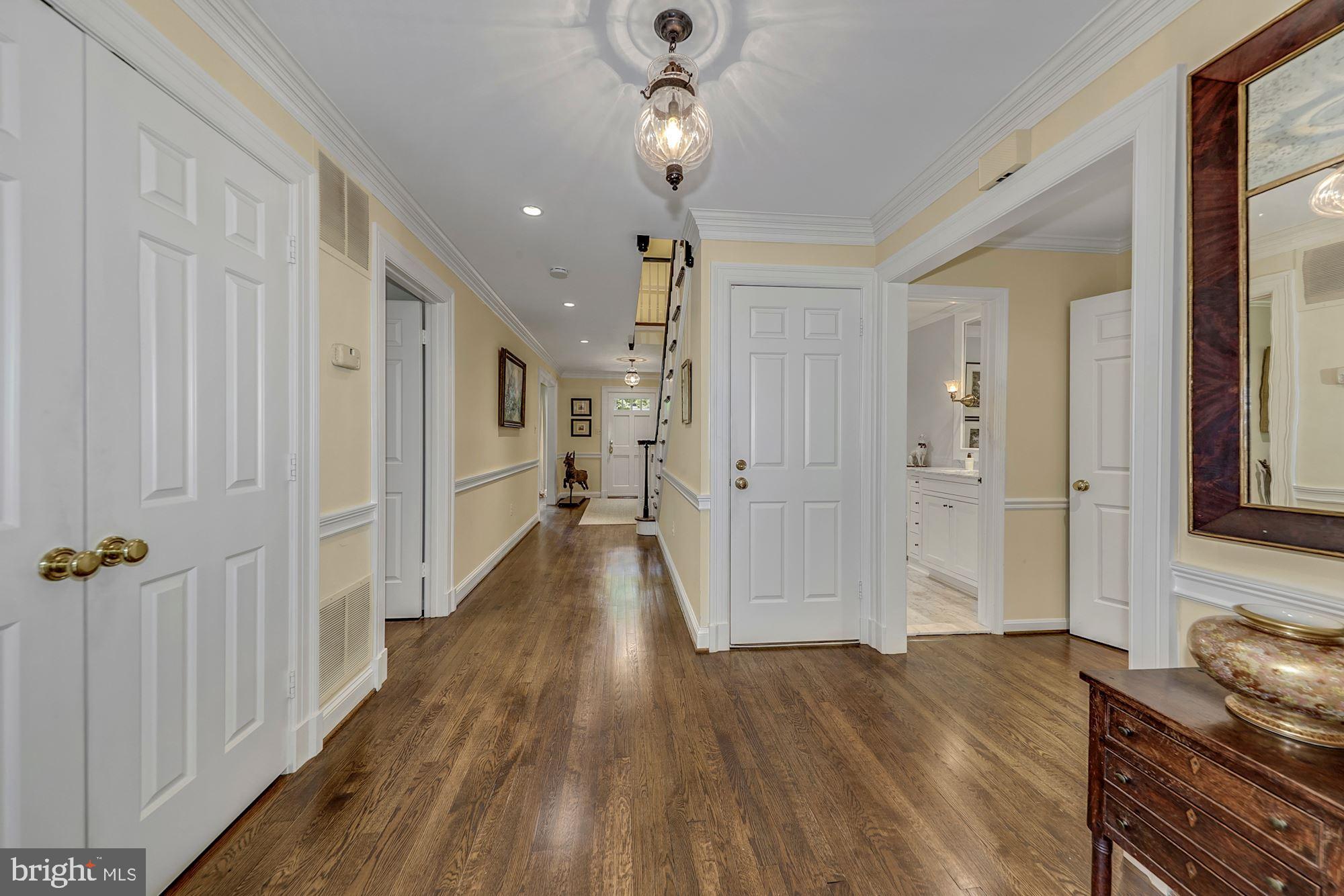 RIVER FALLS - Residential