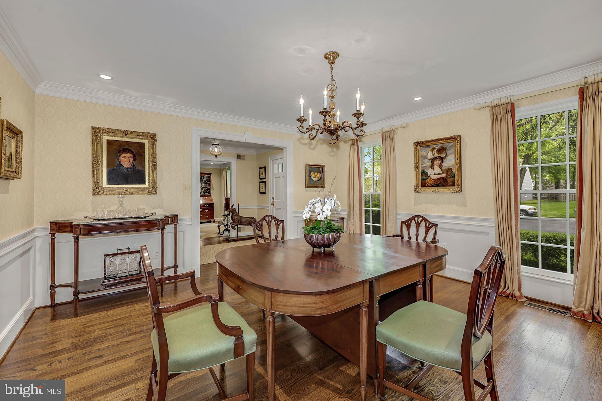 RIVER FALLS - Residential