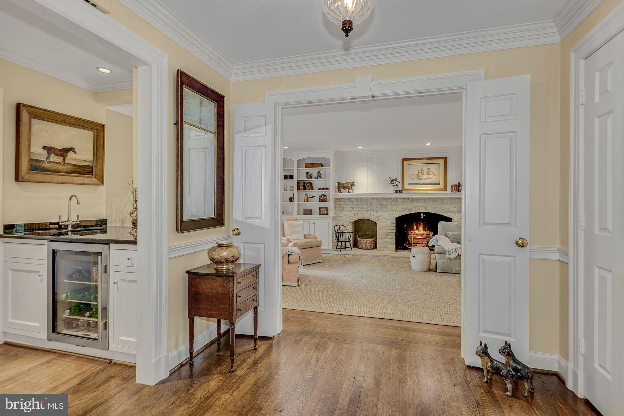 RIVER FALLS - Residential