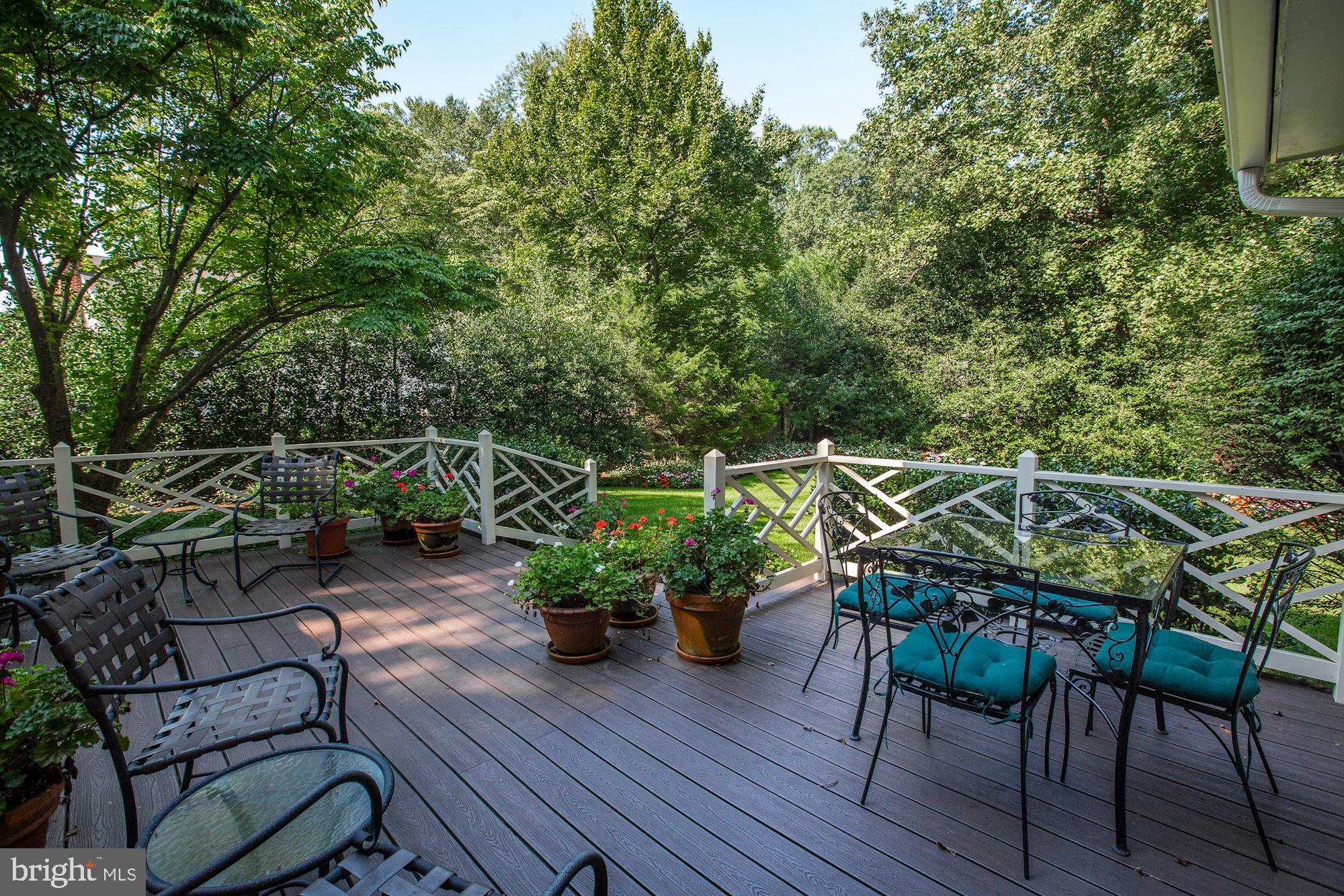 RIVER FALLS - Residential