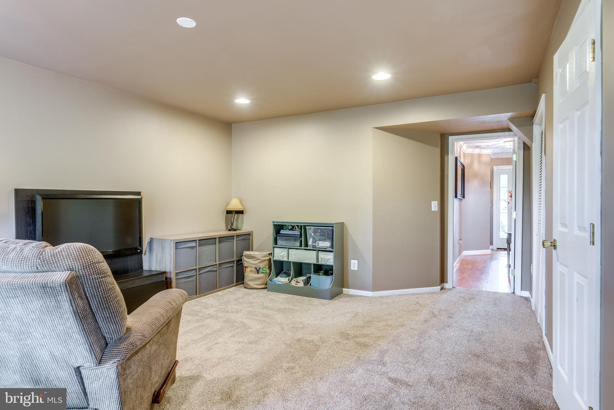 LINTON HALL MANOR - Residential