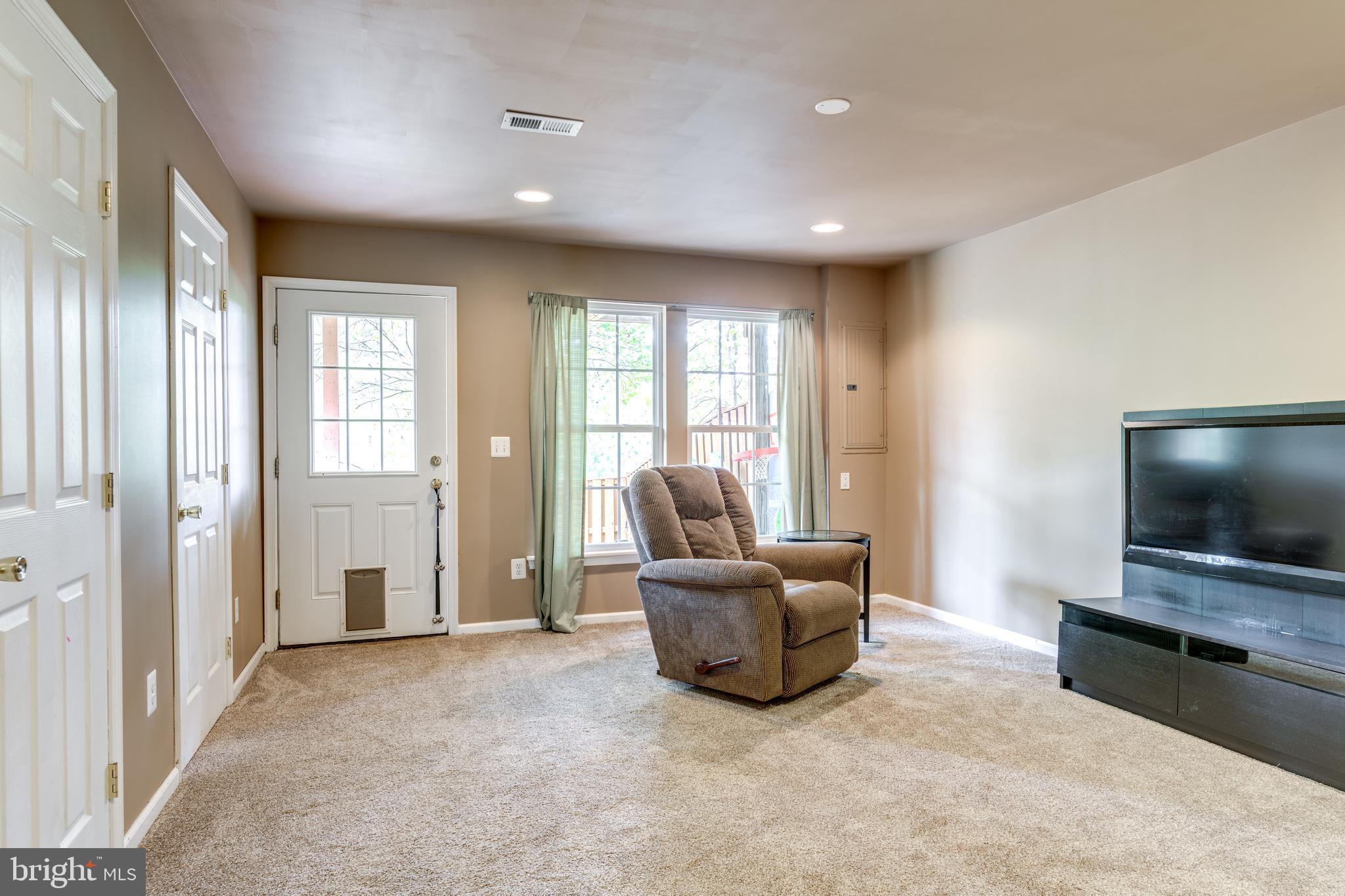 LINTON HALL MANOR - Residential