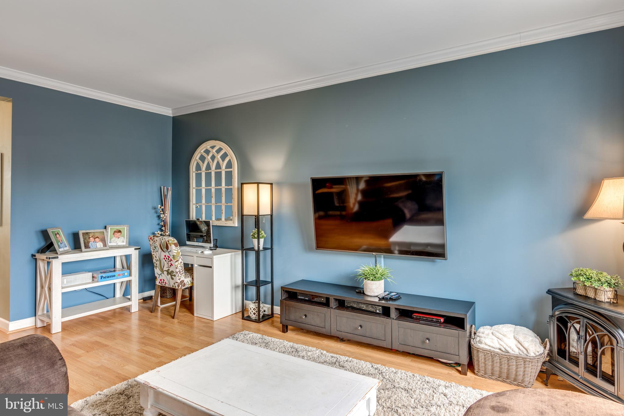 LINTON HALL MANOR - Residential