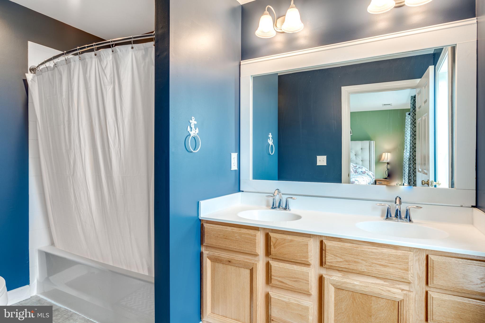 LINTON HALL MANOR - Residential