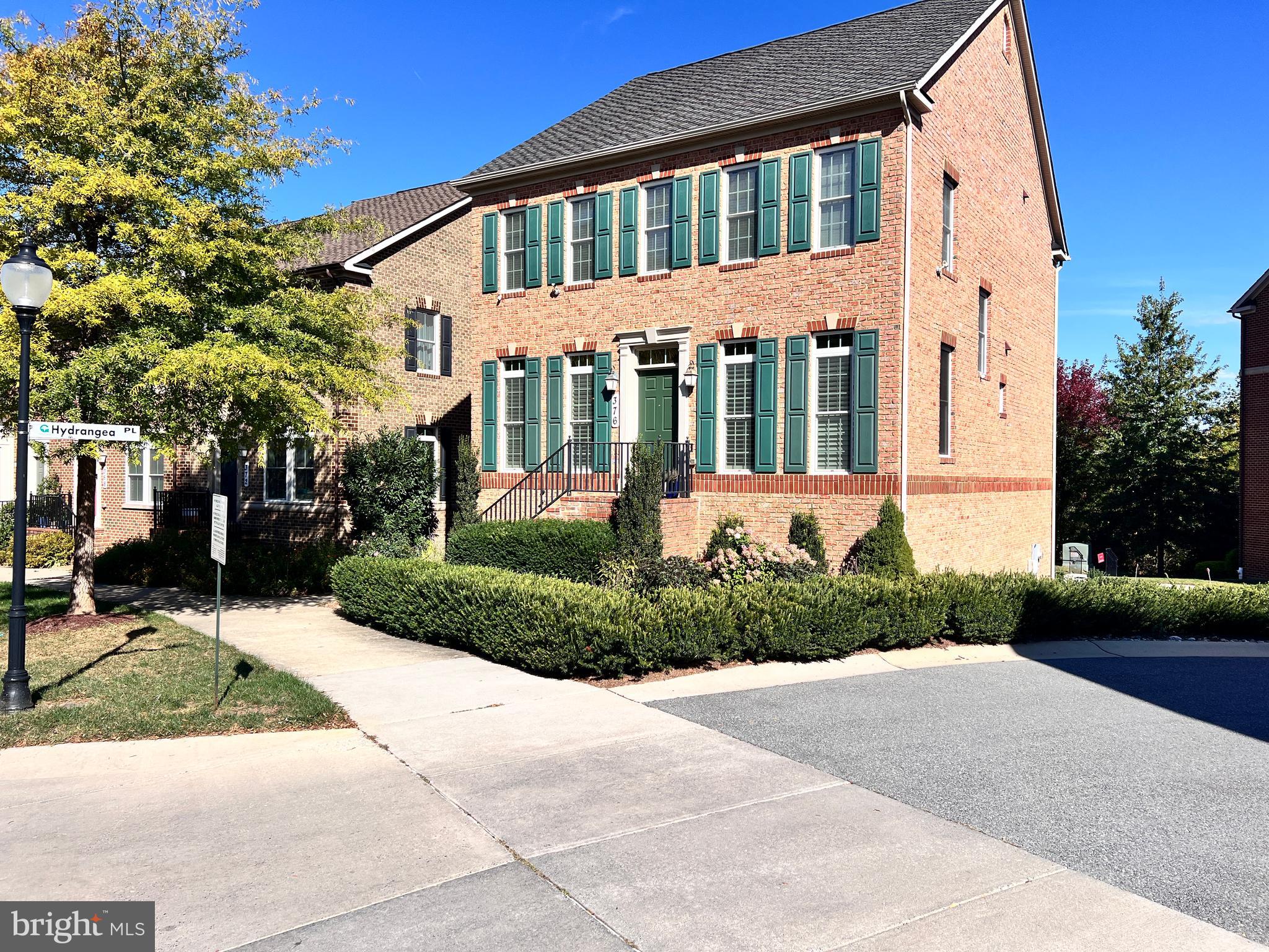 WATKINS MILL TOWN CENTER - Residential Lease