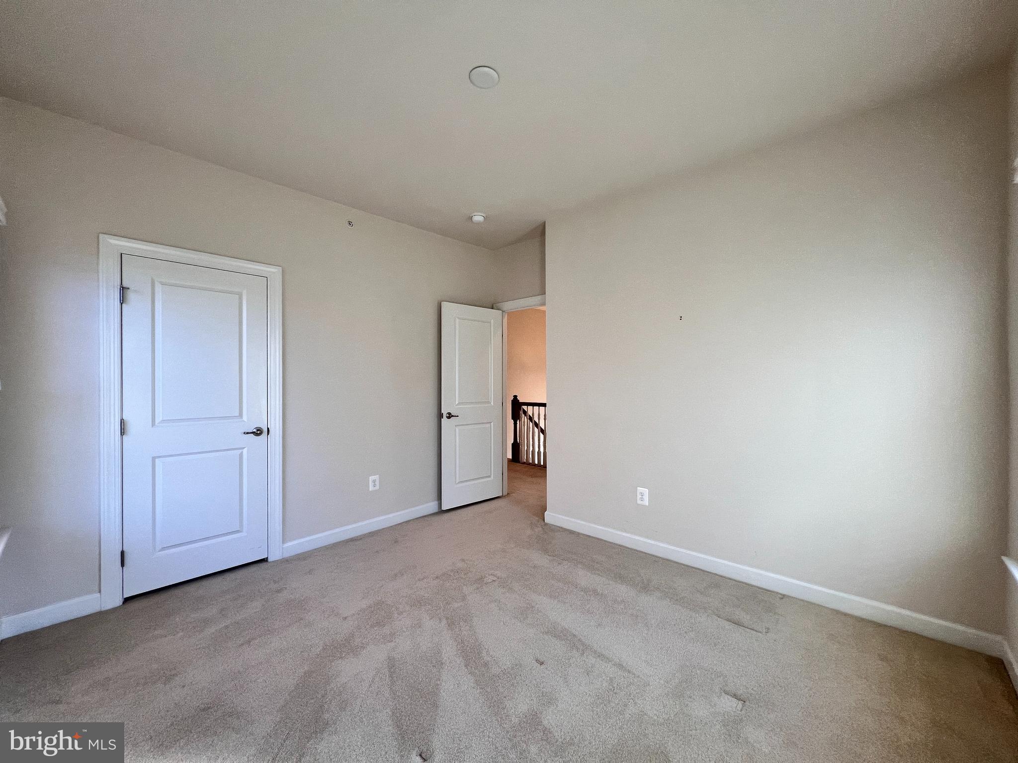 WATKINS MILL TOWN CENTER - Residential Lease