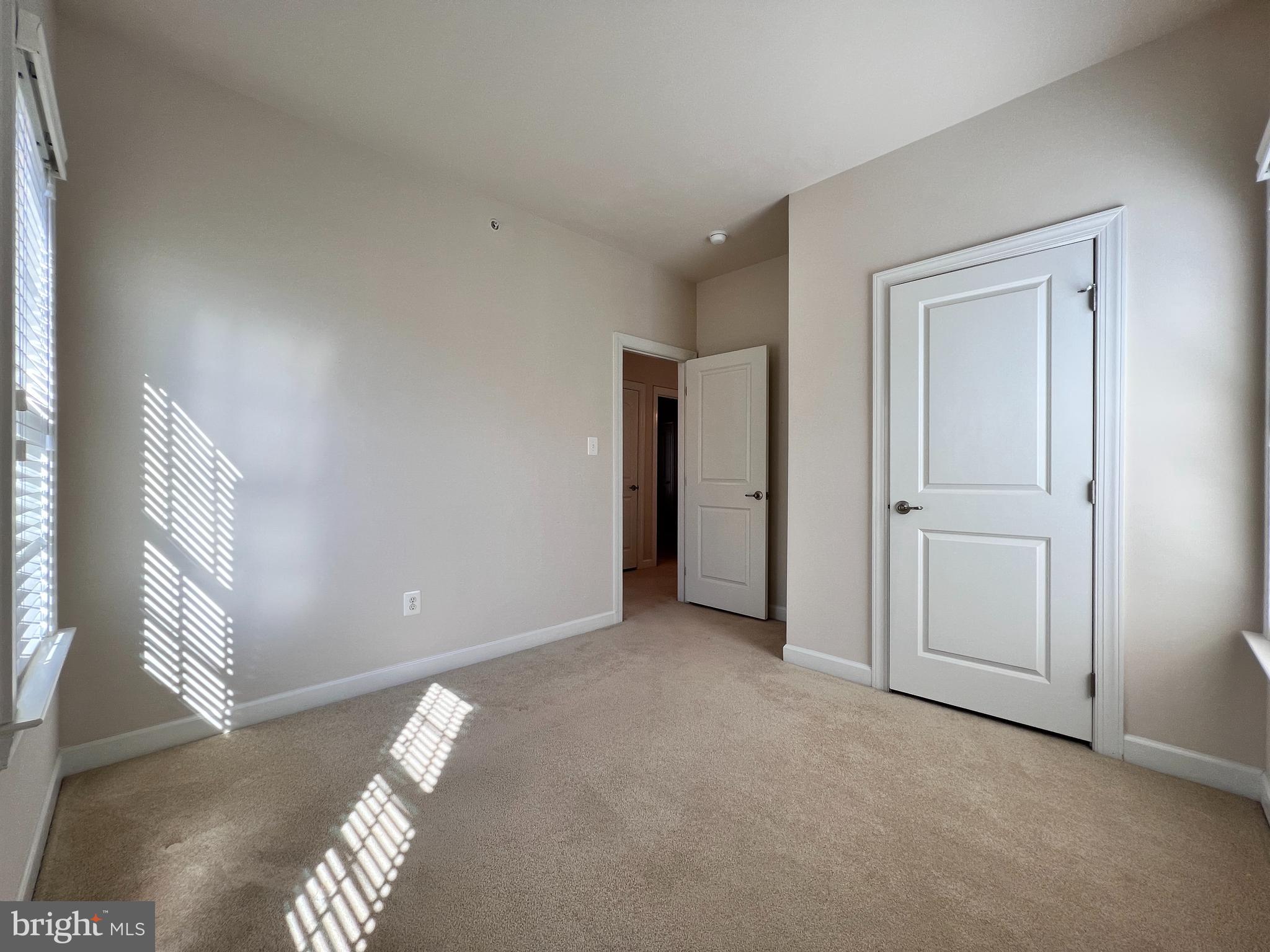 WATKINS MILL TOWN CENTER - Residential Lease