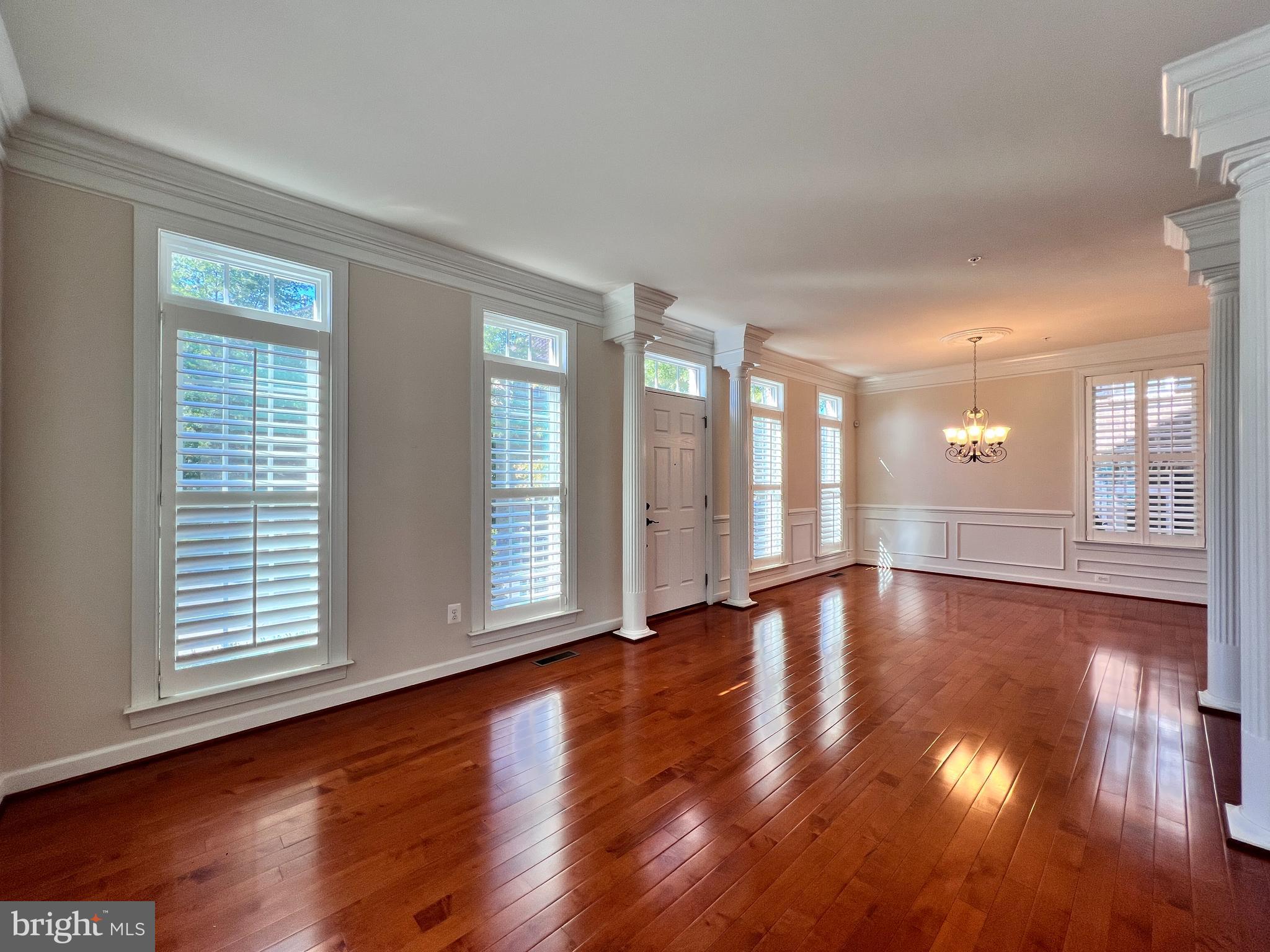 376 PARKVIEW AVENUE
