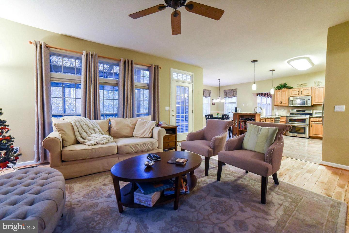 SYCAMORE HOLLOW OF WLDWD - Residential Lease