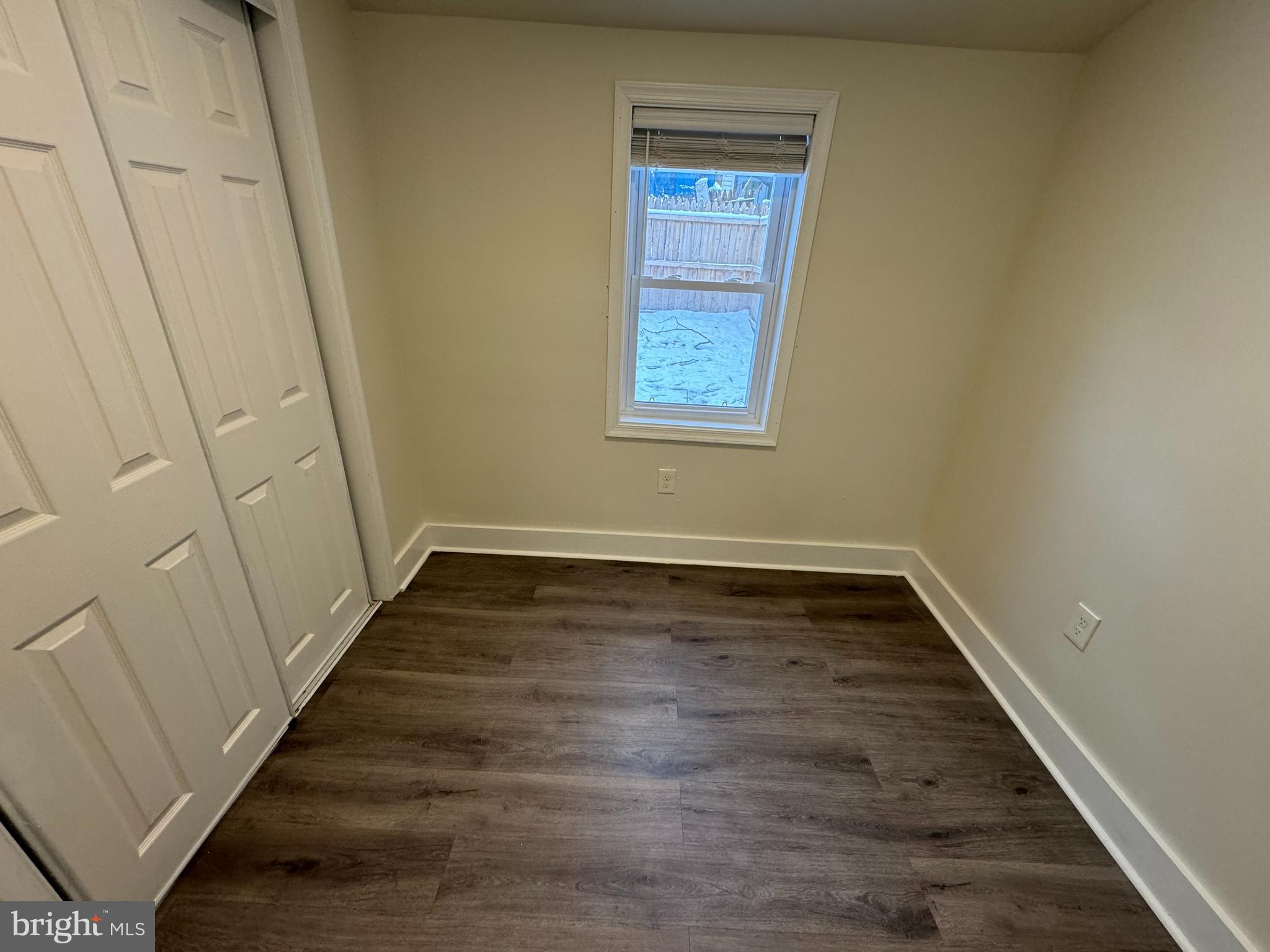 KENSINGTON - Residential