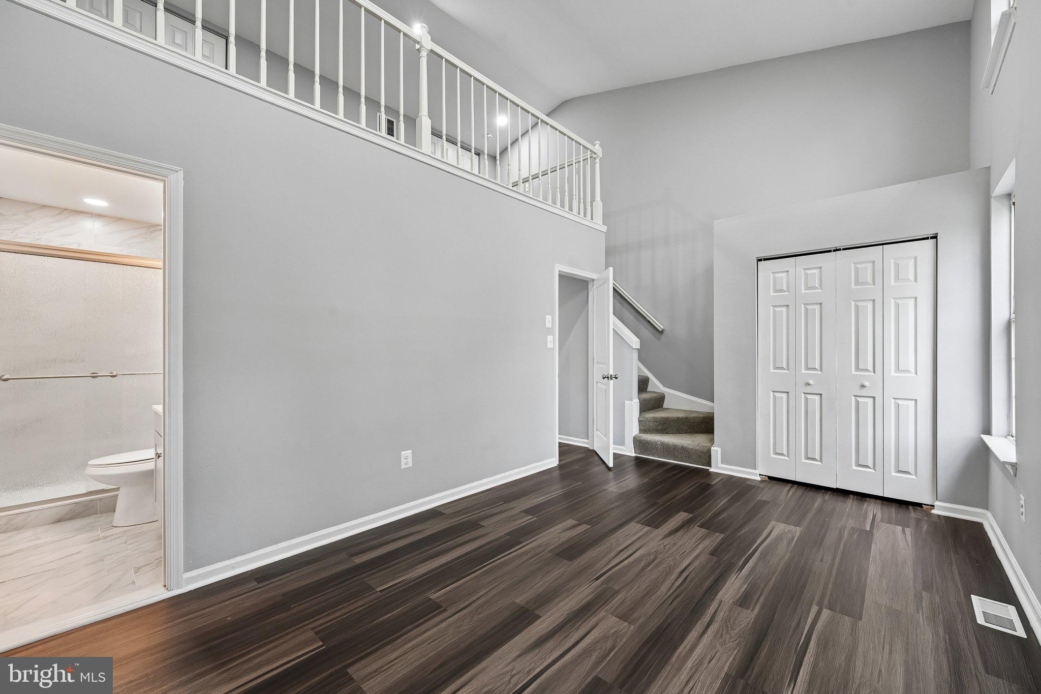 FAIRBROOK - Residential