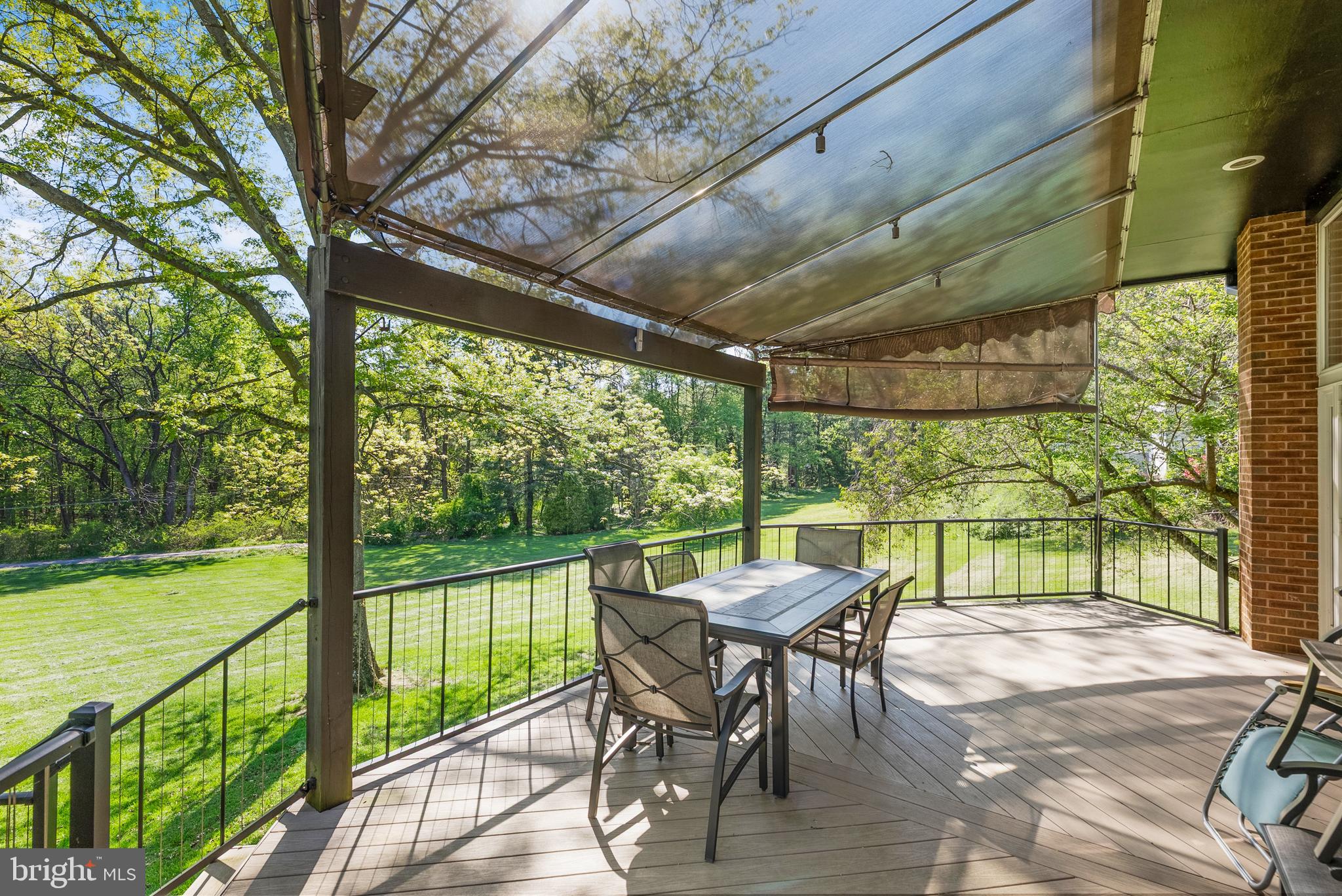MANOR HILL - Residential