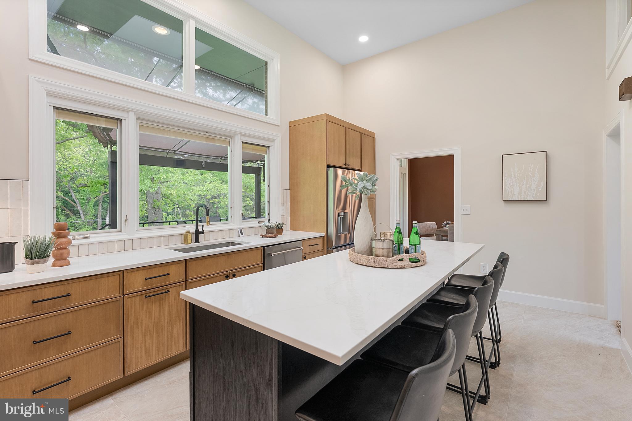 MANOR HILL - Residential