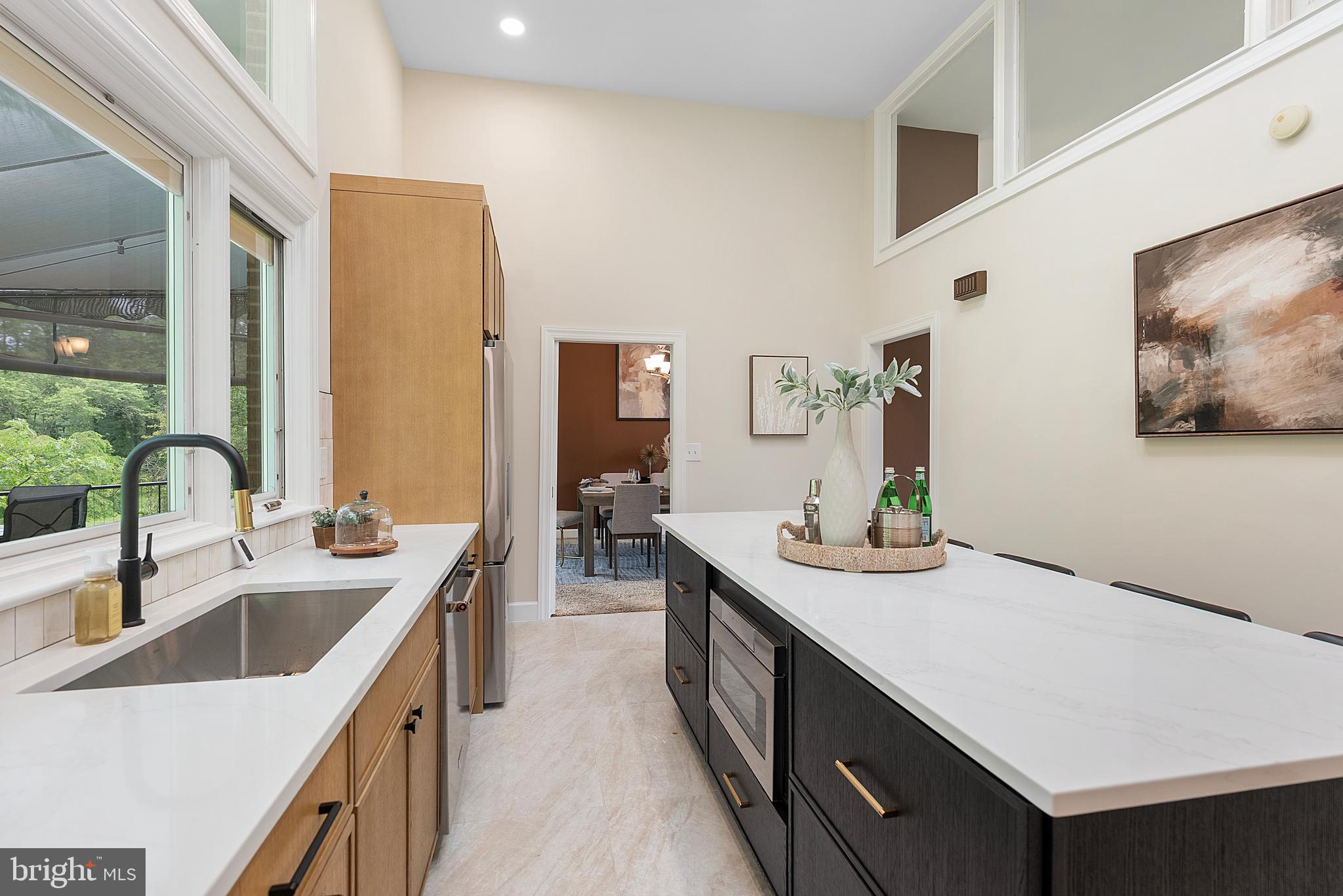 MANOR HILL - Residential