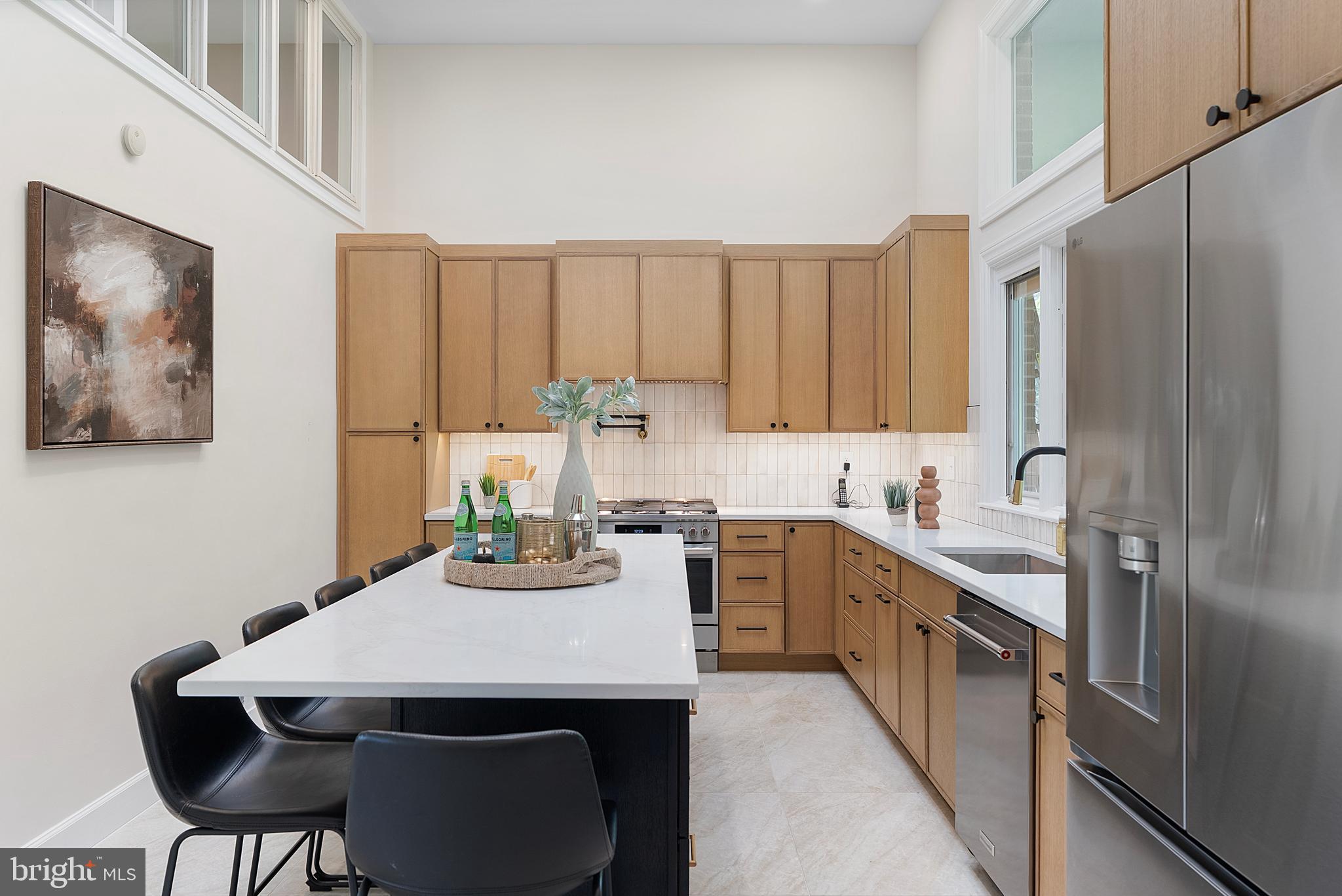 MANOR HILL - Residential