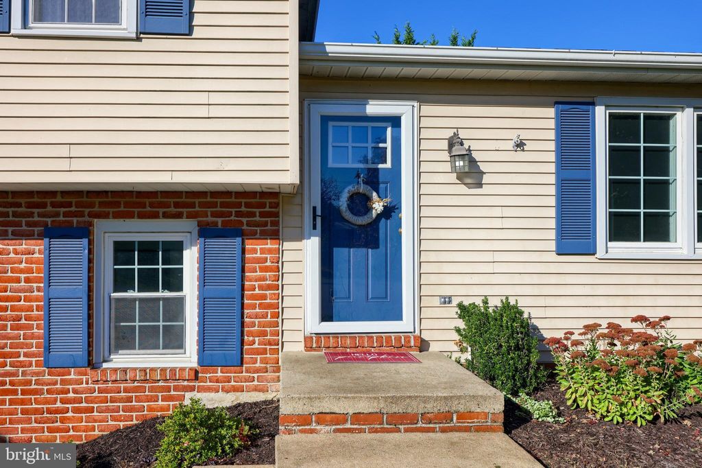 Photo of 6 Ivywood Court, Lancaster, PA 17603 (MLS # PALA2043064)