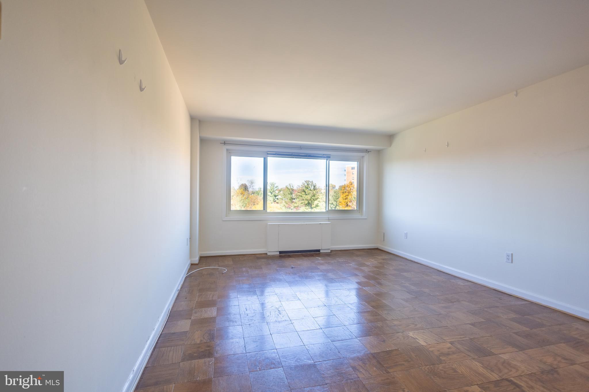 4201 CATHEDRAL AVENUE NW 1219E