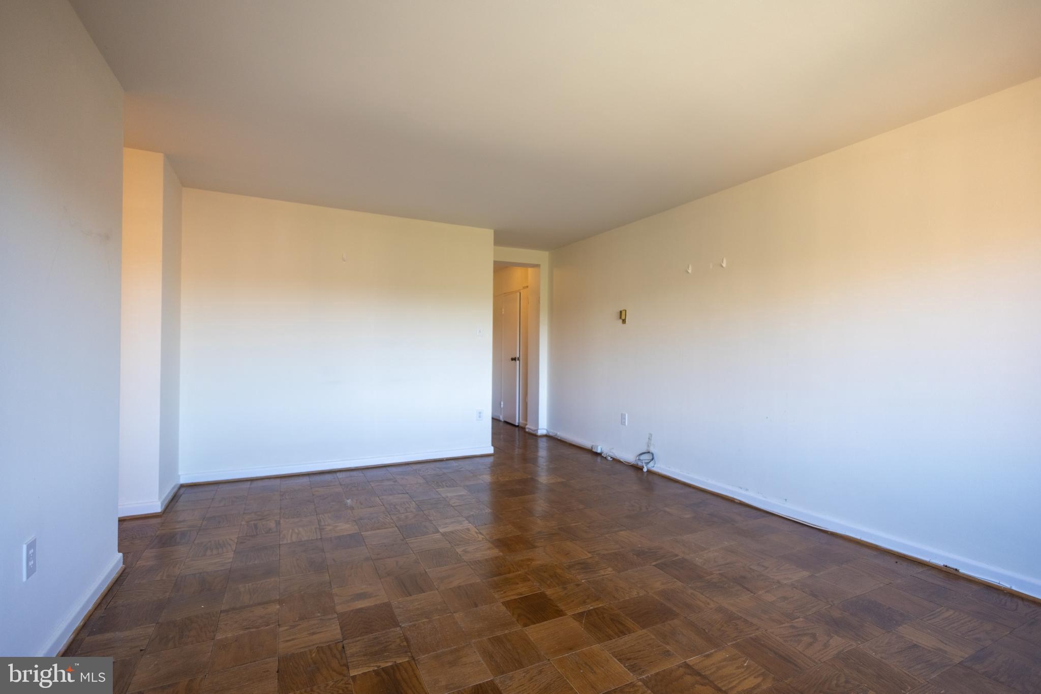 4201 CATHEDRAL AVENUE NW 1219E