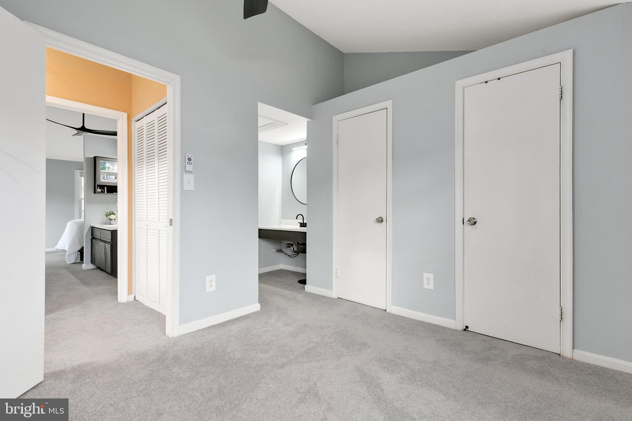 SUFFOLK PLACE - Residential