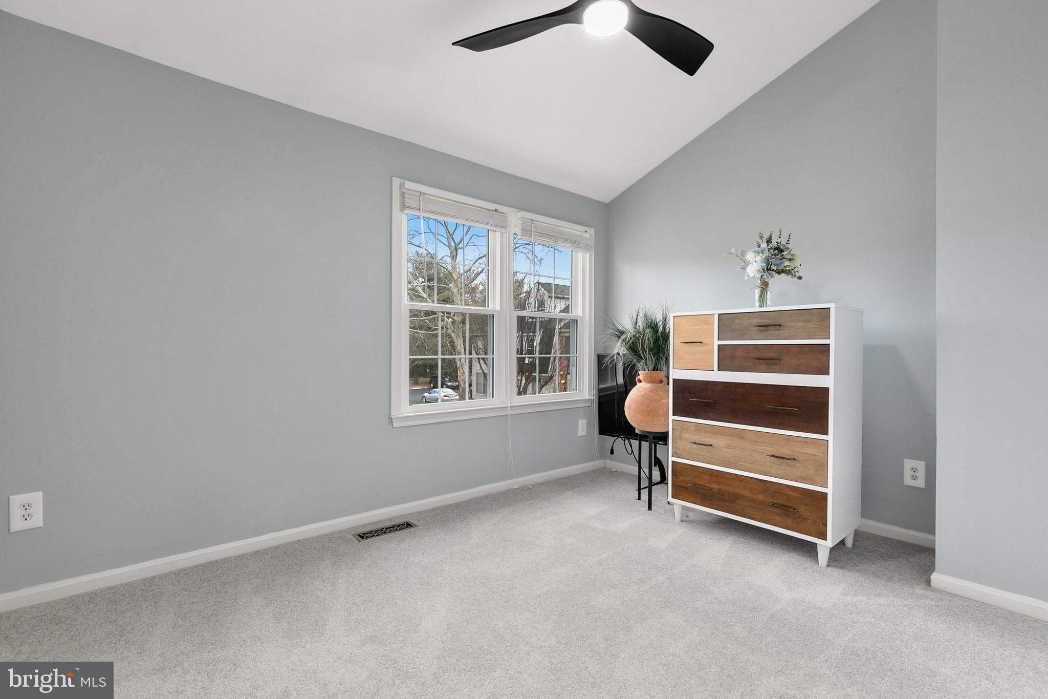 SUFFOLK PLACE - Residential