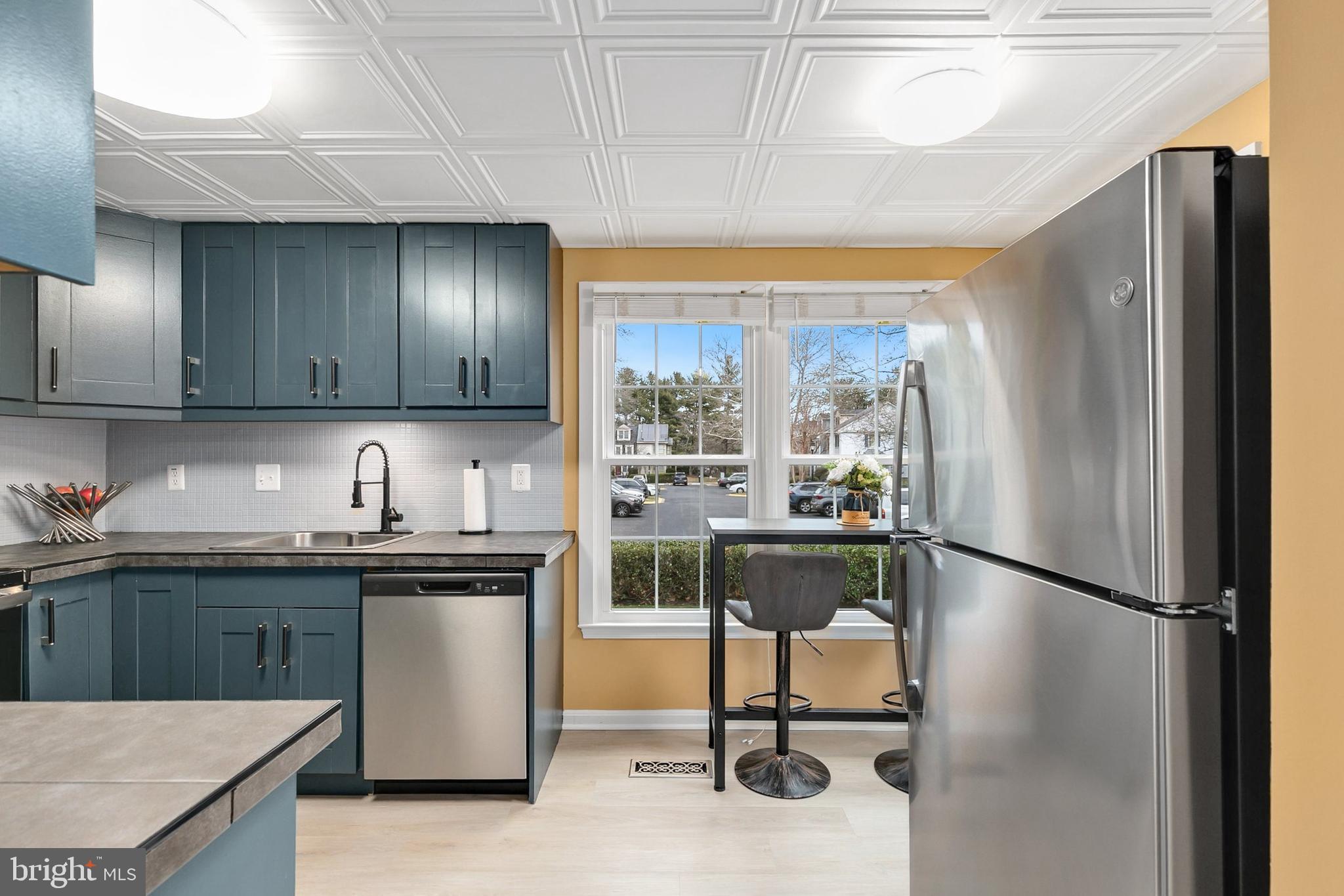 SUFFOLK PLACE - Residential