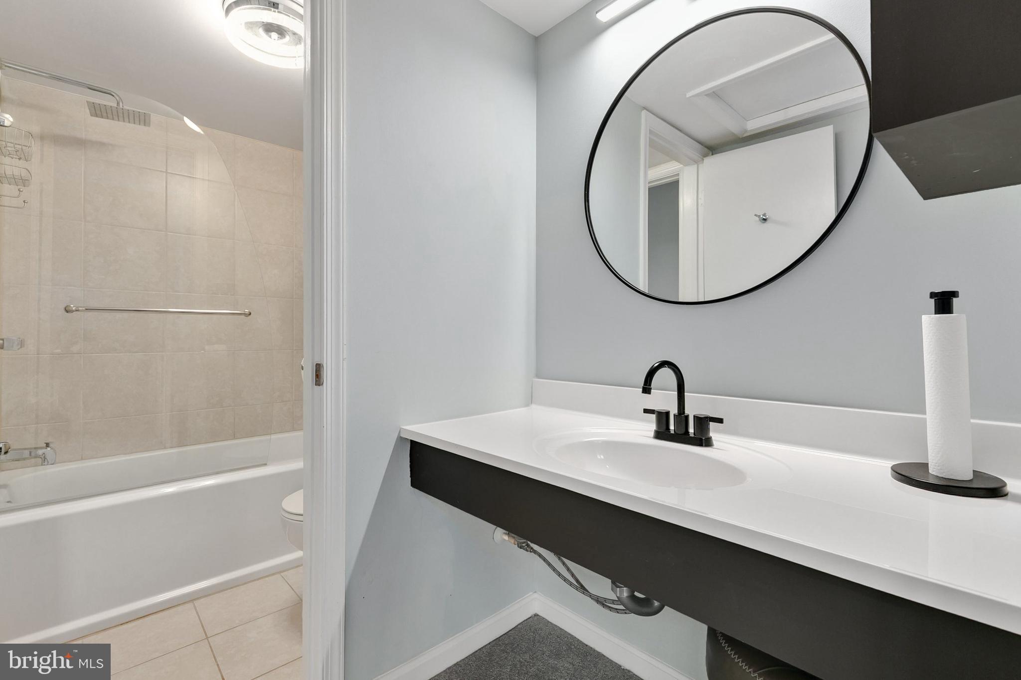 SUFFOLK PLACE - Residential