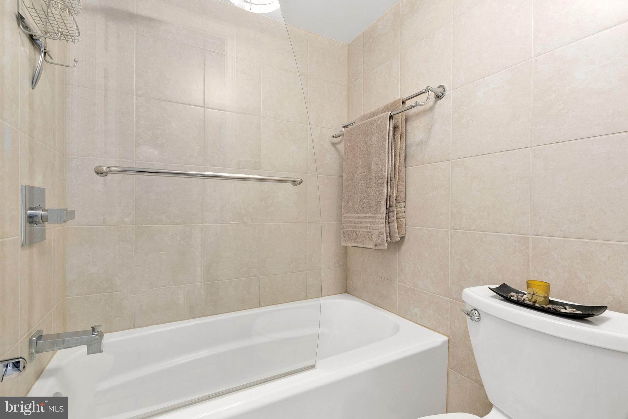 SUFFOLK PLACE - Residential