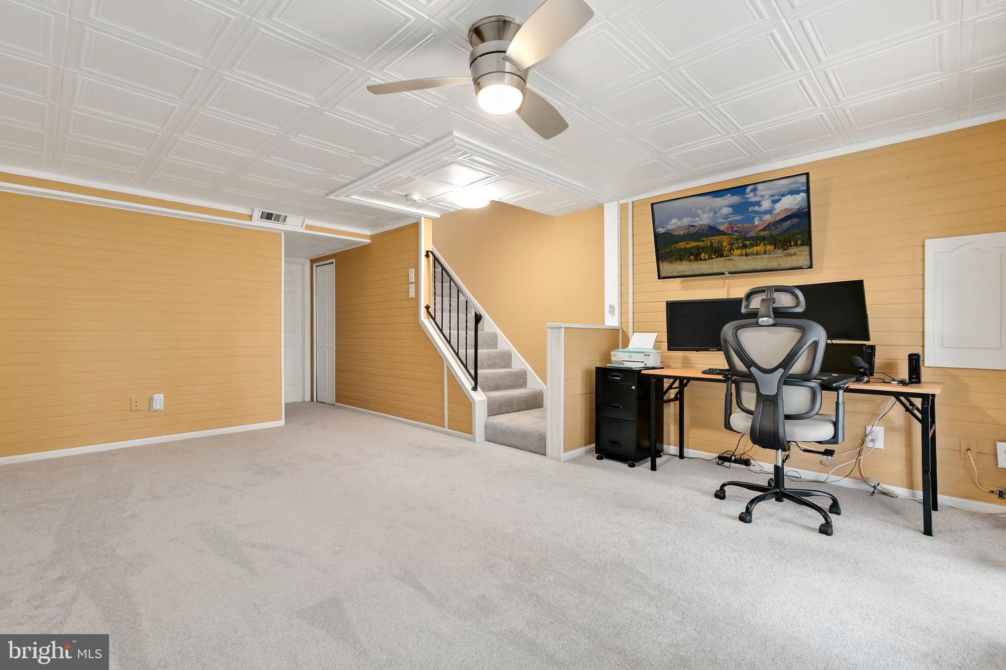 SUFFOLK PLACE - Residential