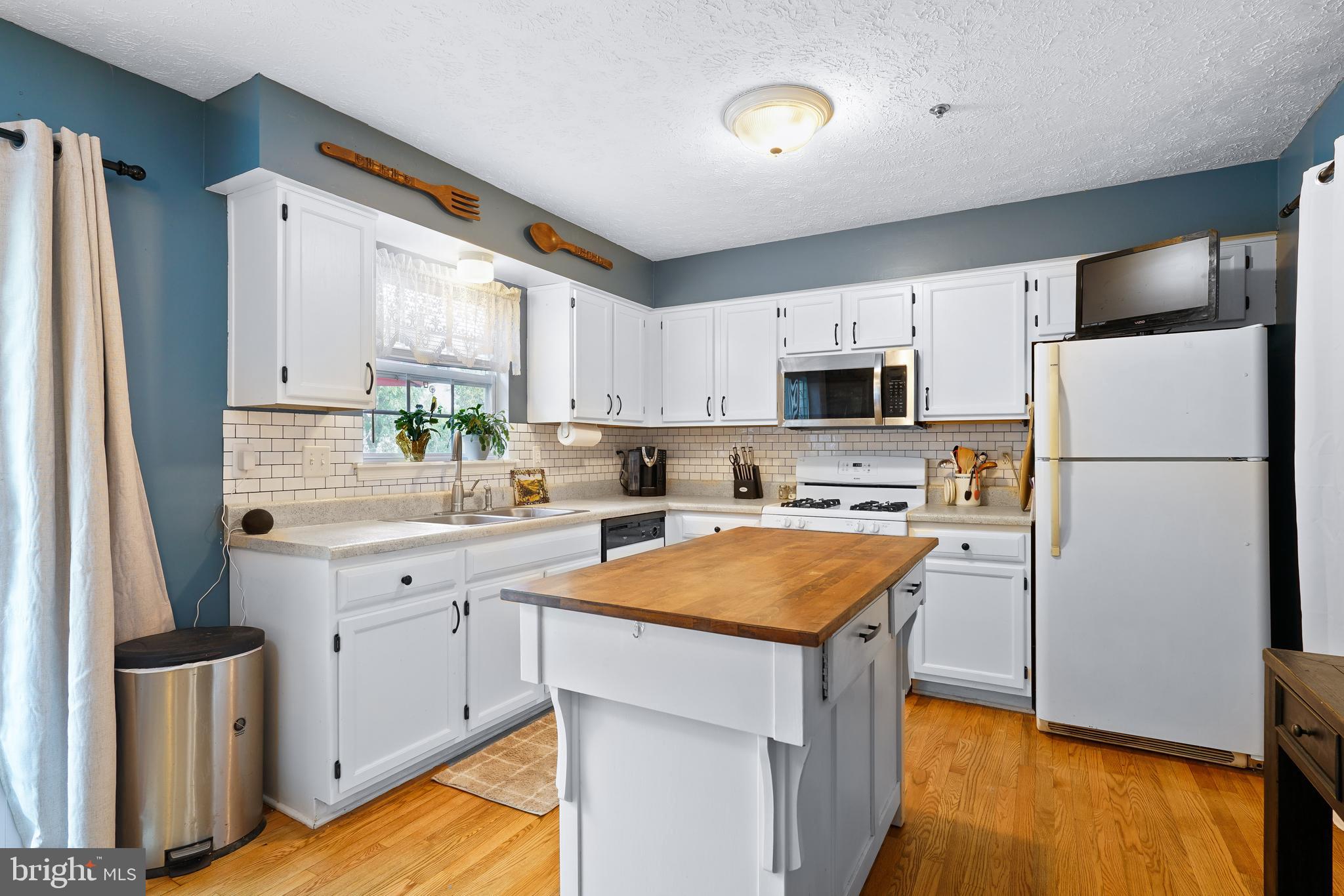 GRACE HARBOUR - Residential