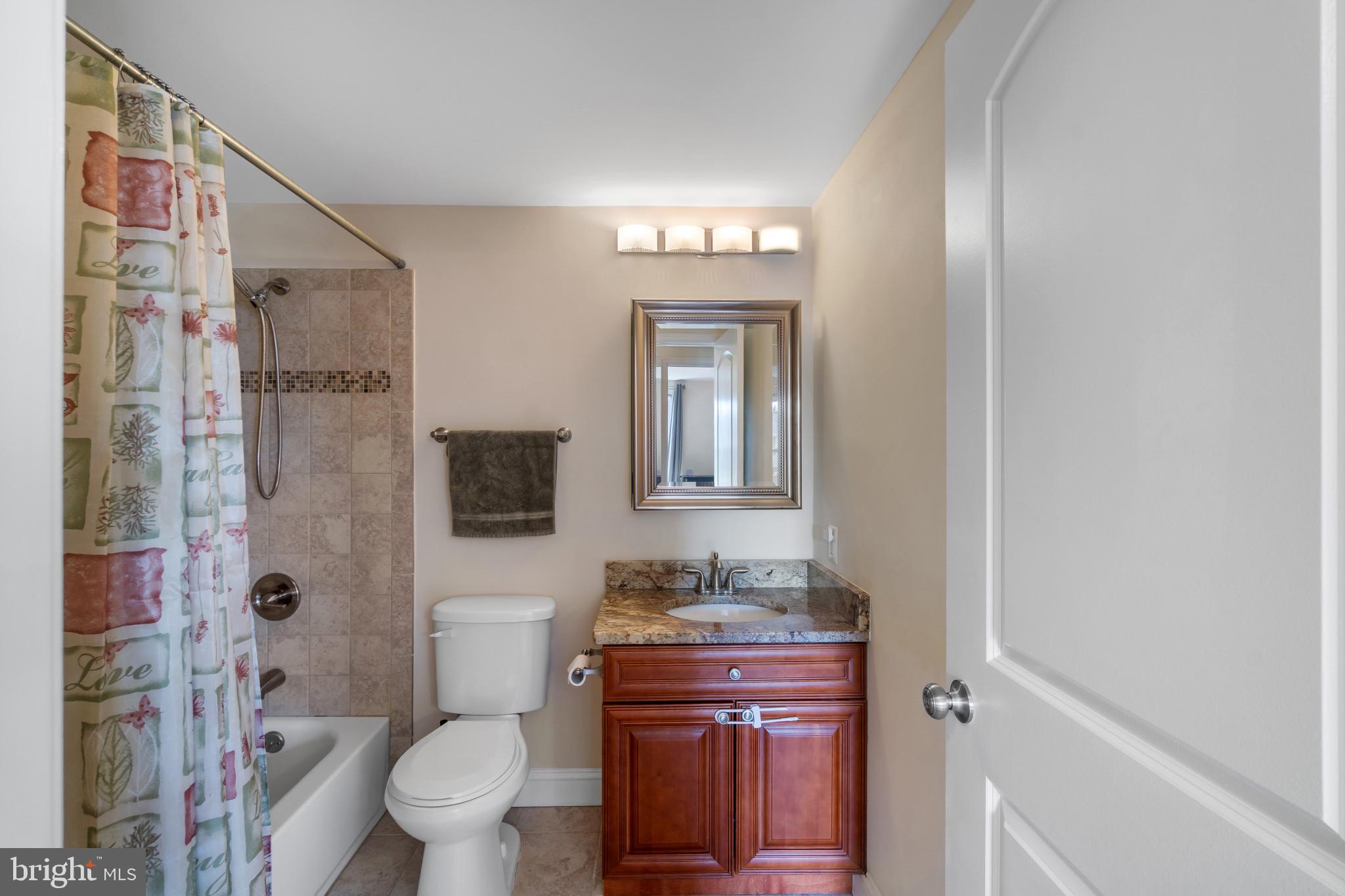 OAKHURST - Residential