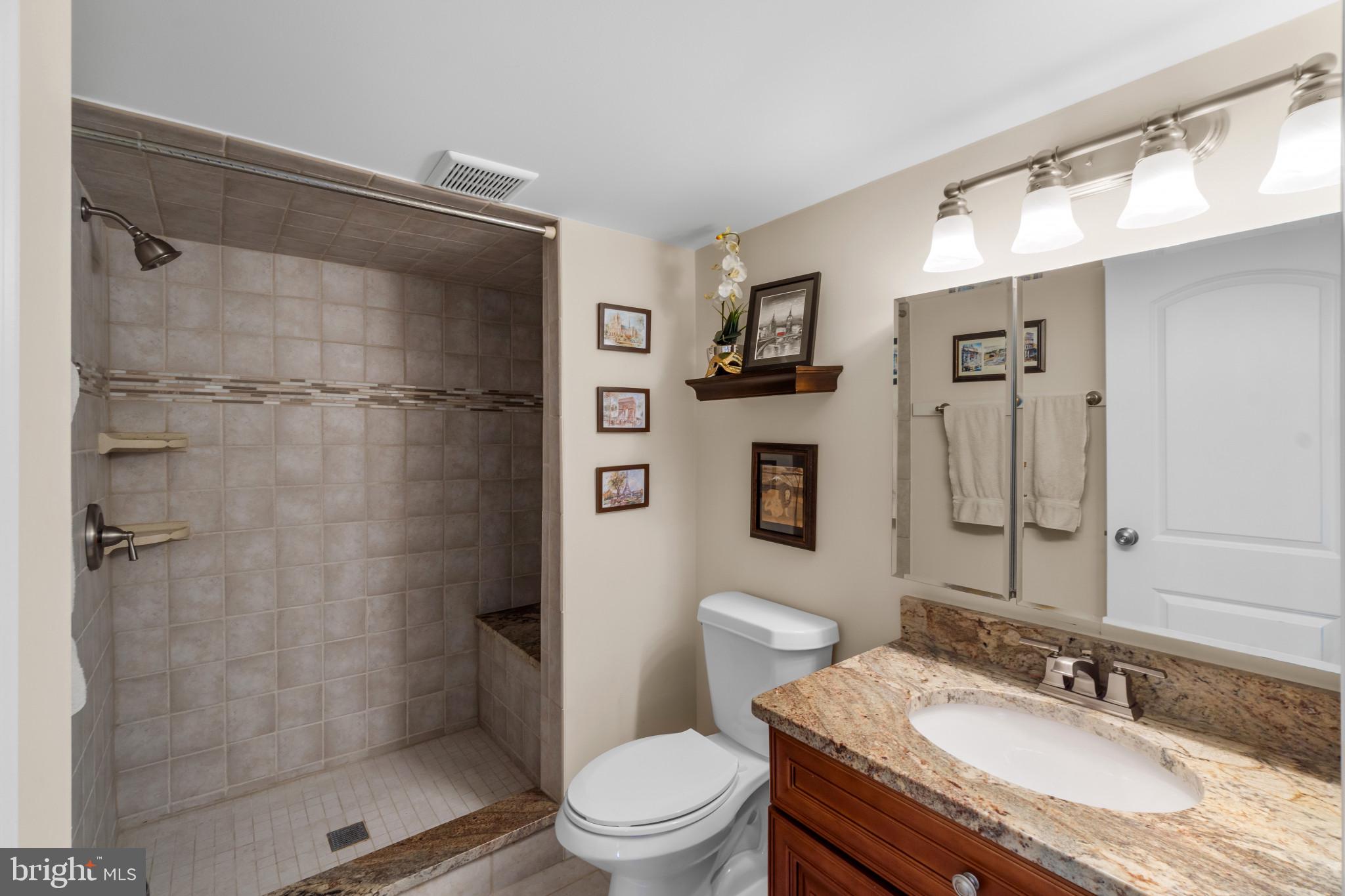 OAKHURST - Residential