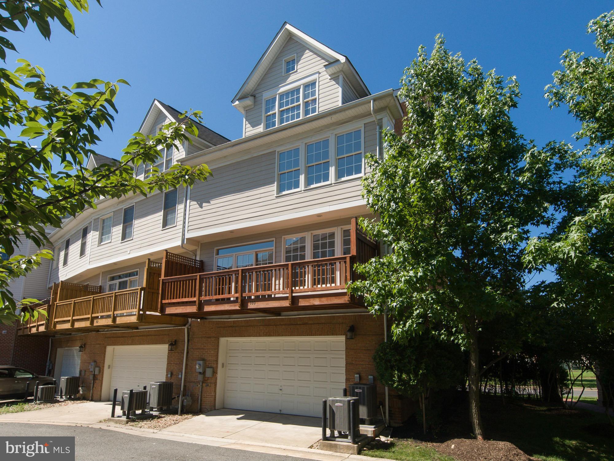 CAMERON STATION - Residential