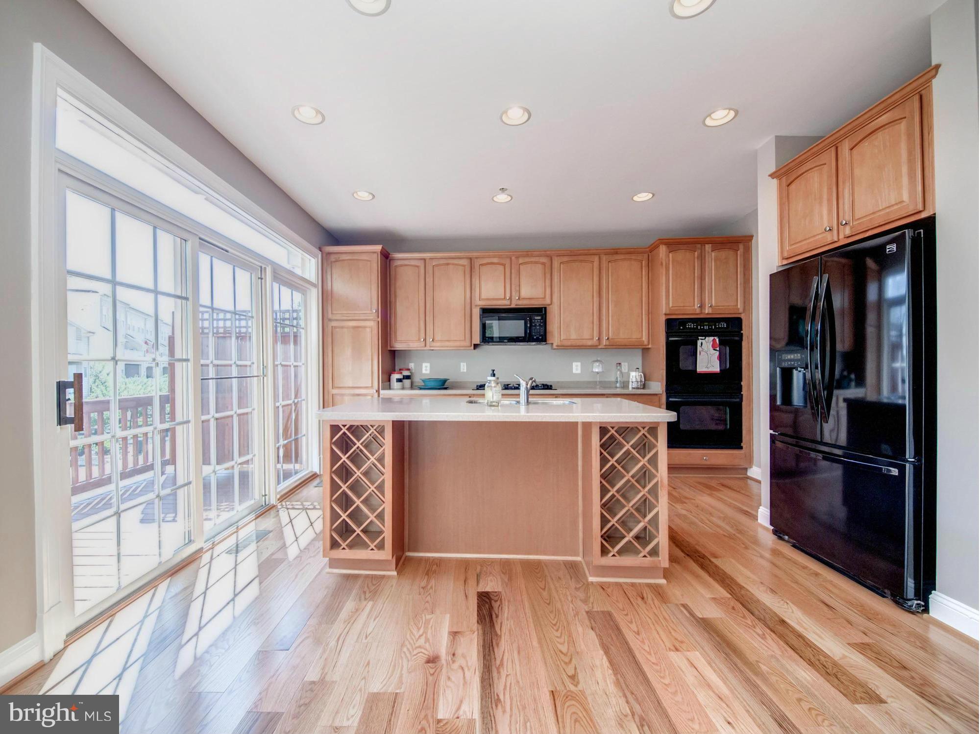 CAMERON STATION - Residential